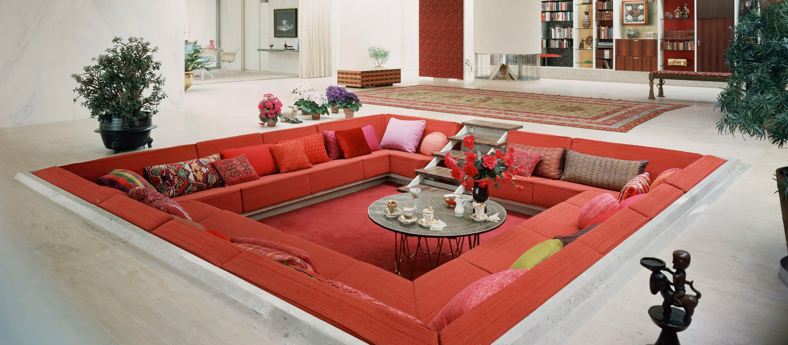 Yes, the iconic 70s conversation pit is making a stylish comeback,