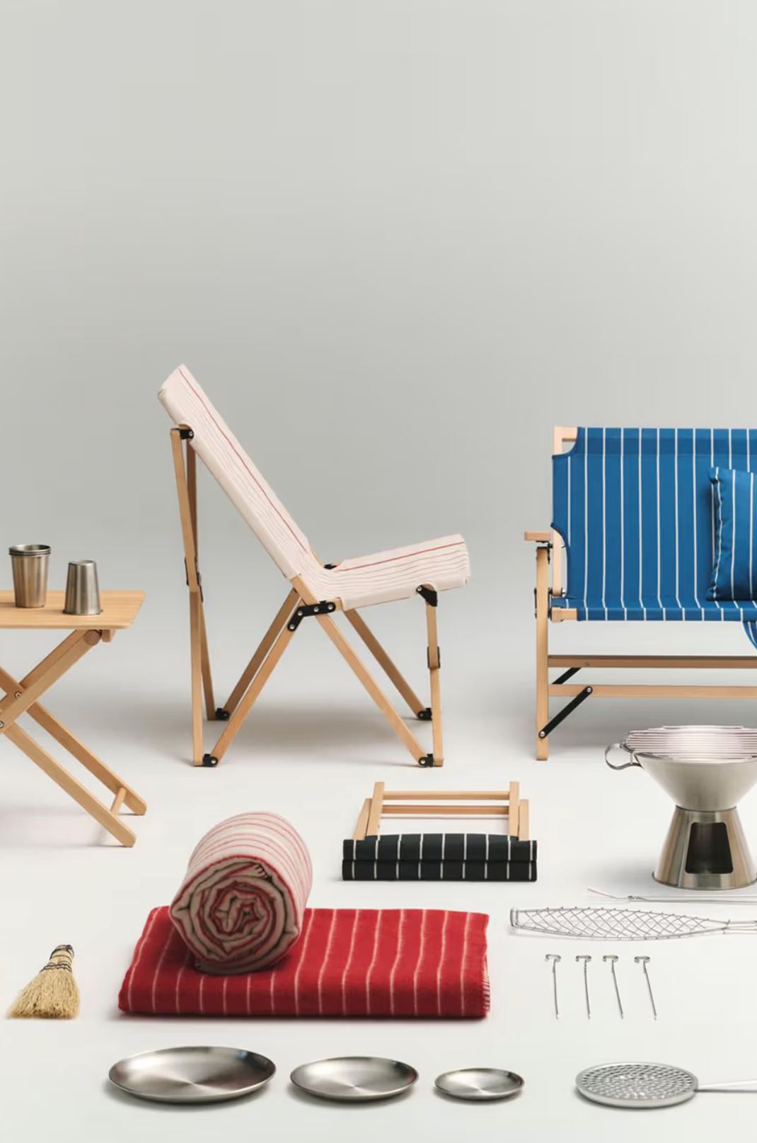 HAY Outdoor Market collection by Jasper Morrison – folding chairs and outdoor accessories in minimalist Scandinavian design