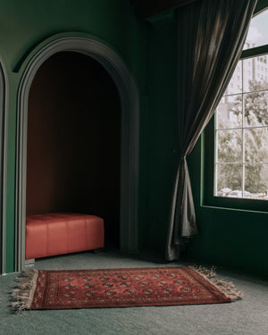 Unveiling the Thread of Elegance: The Undeniable Importance of Rugs in Interior Design