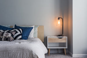 How to pick the right nightstand