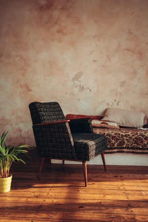 How to find the right vintage chair for a space?