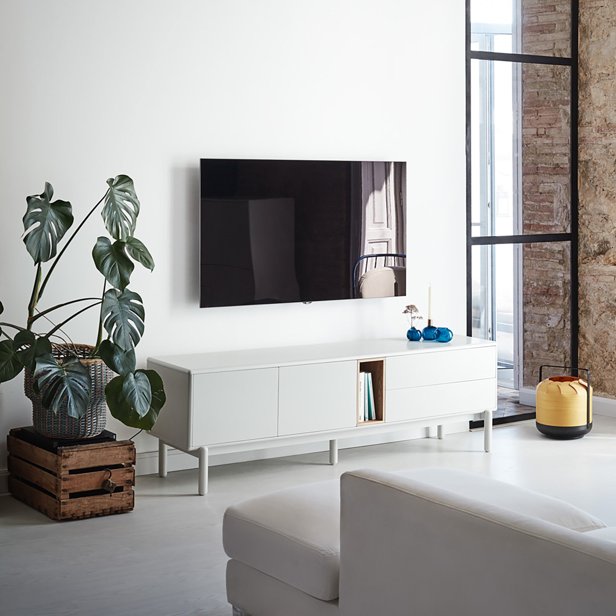 Tv Cabinet Corvo 2D2Dr1H 180Cm Cream