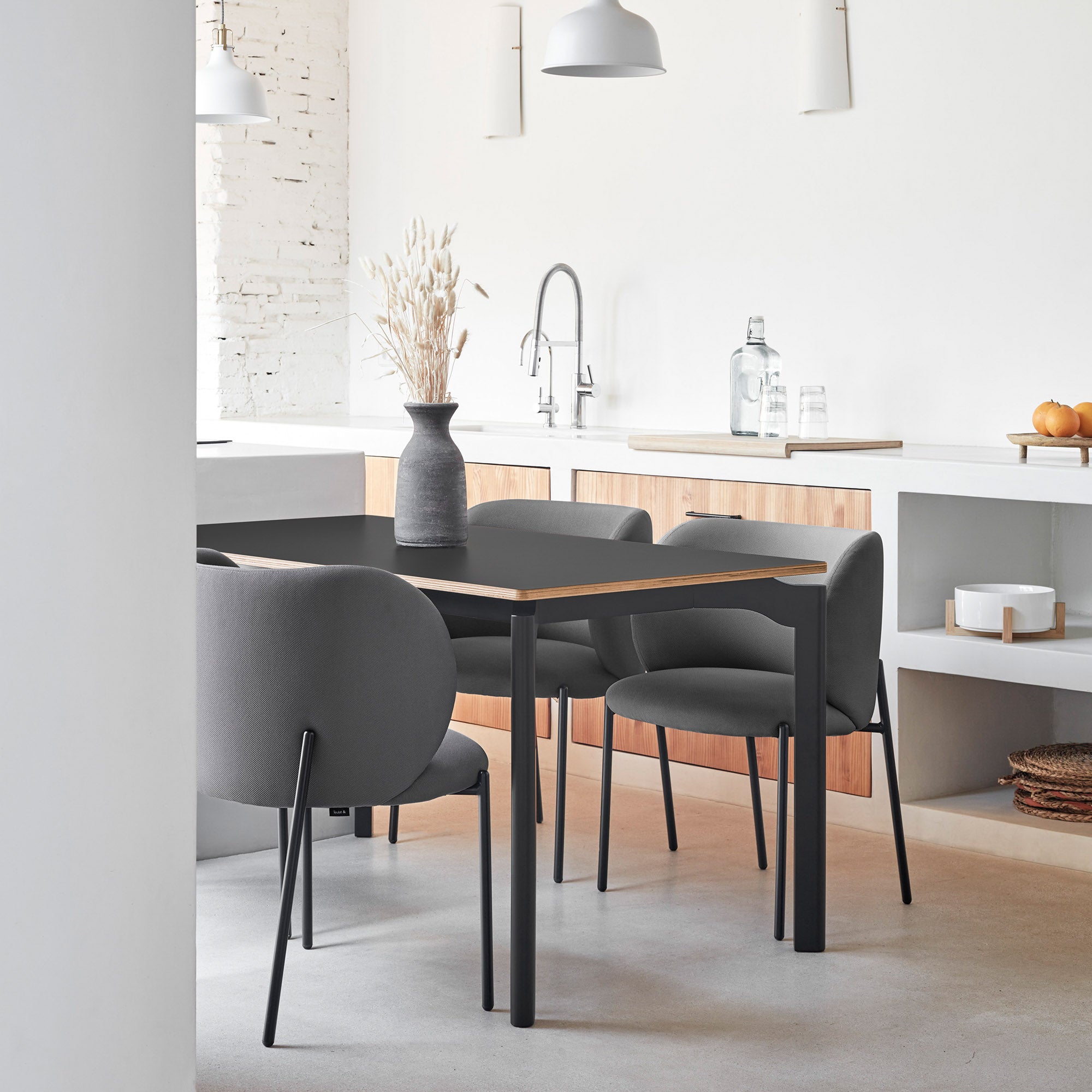 Rect. Table Nicola 140Cm Black