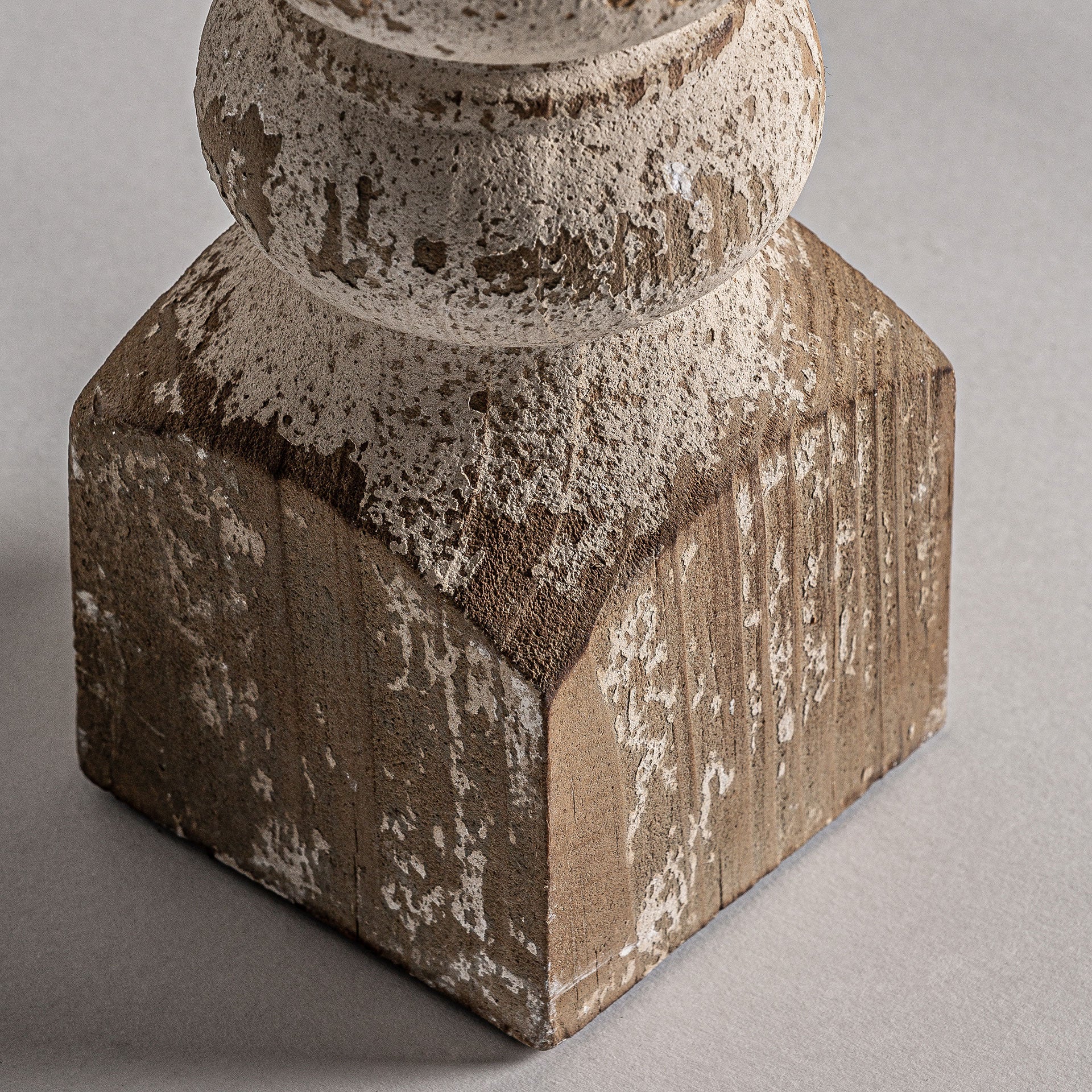 Colonial Candle Holder - Cream Iron with Firwood Accents