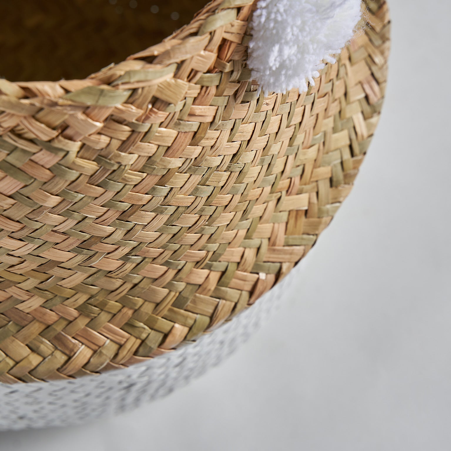 Vintage Rattan Clothes Basket AMALIA - Brown & White Cotton Storage