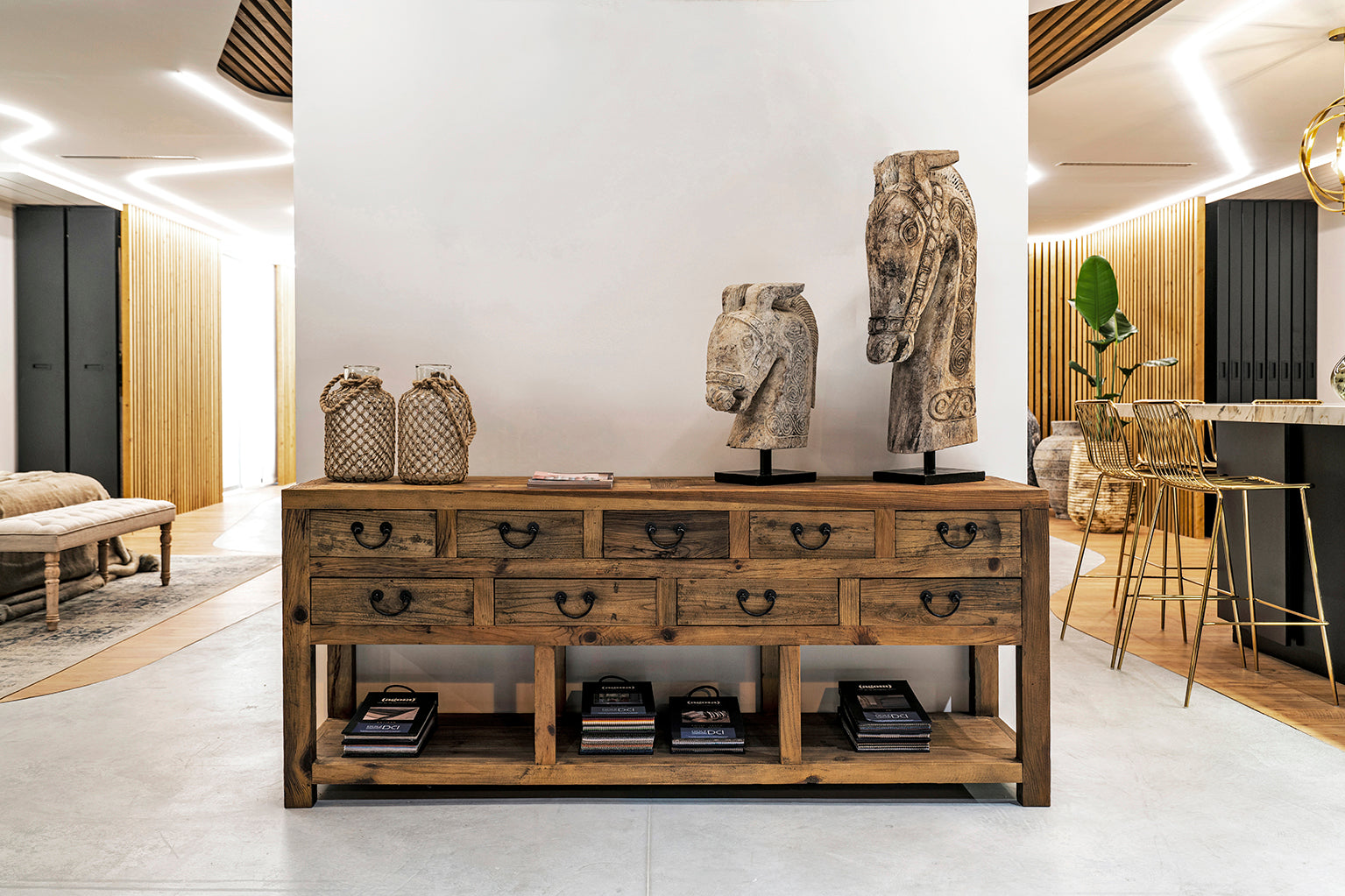 IKAST CONSOLE TABLE