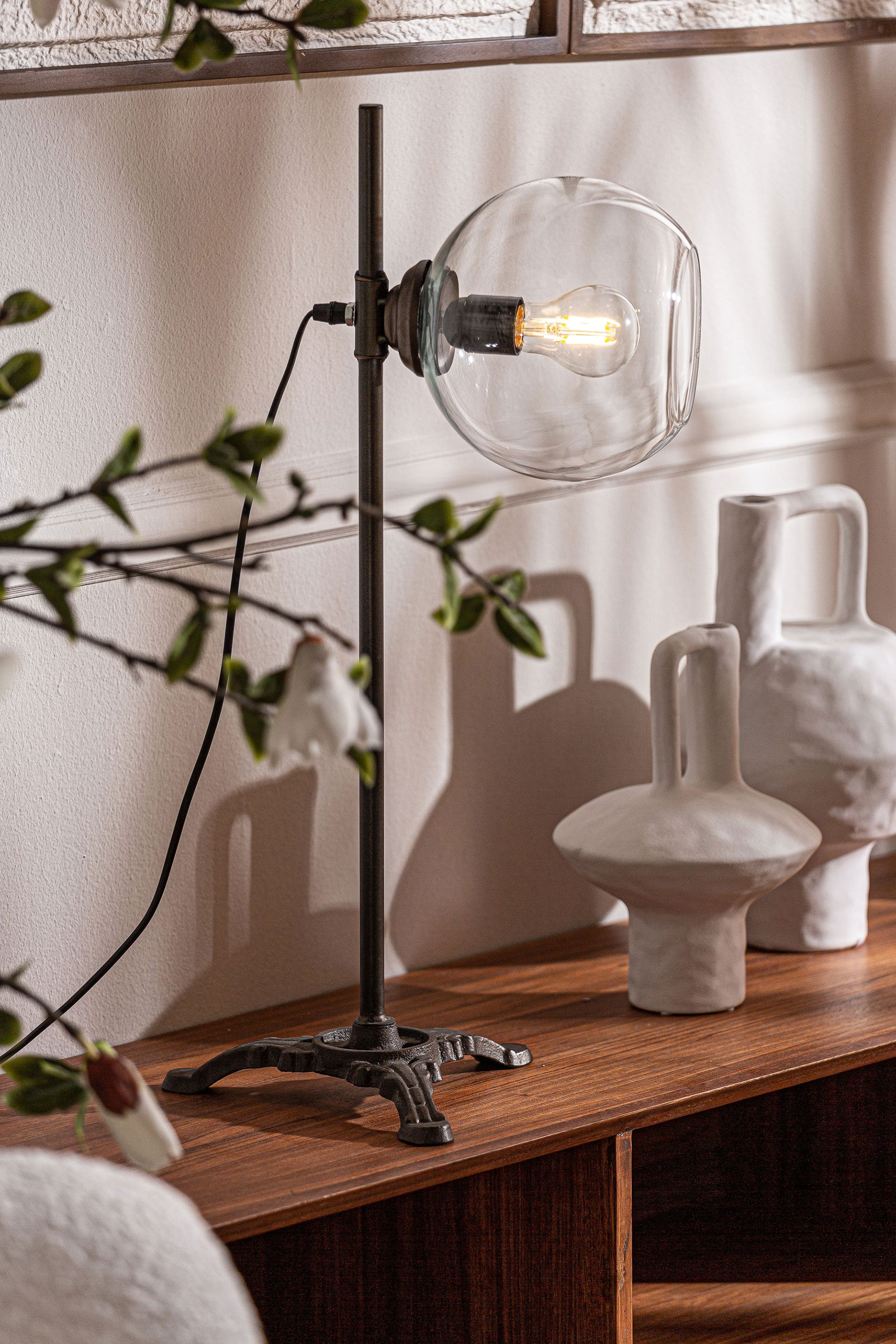 FLESSIE TABLE LAMP