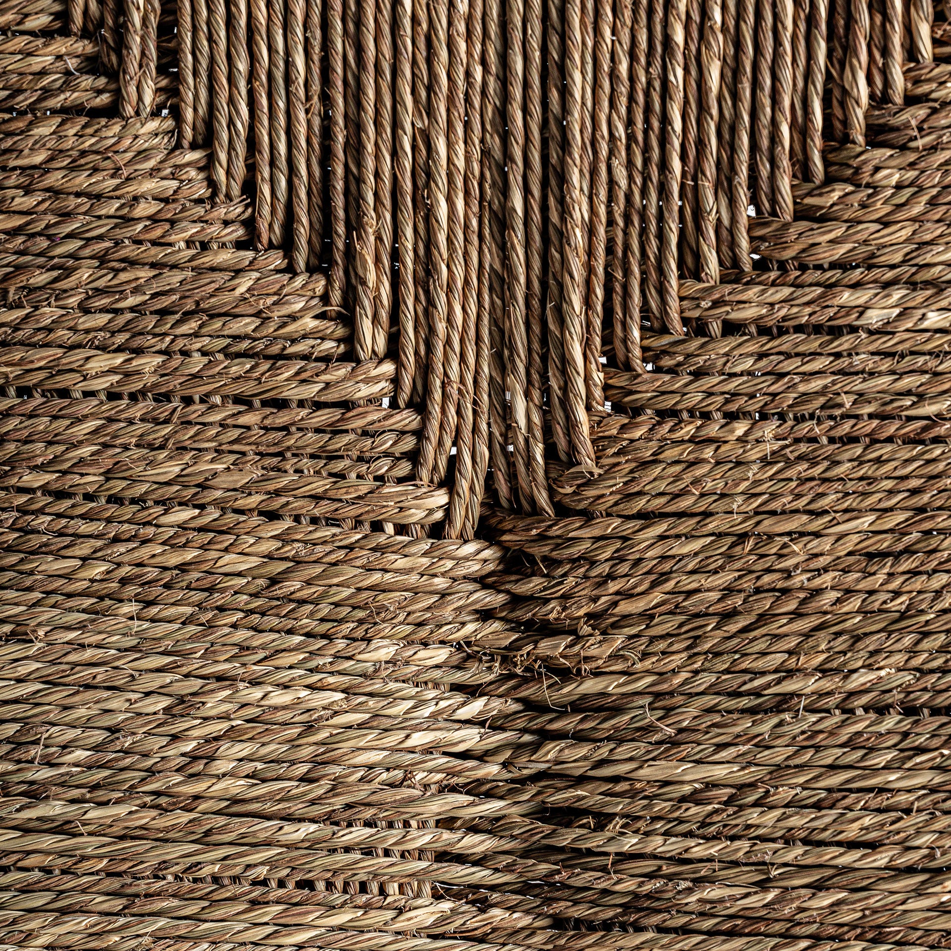 TASSAROLO Vintage Mango Wood Bench - Rectangular Design with Natural Fiber