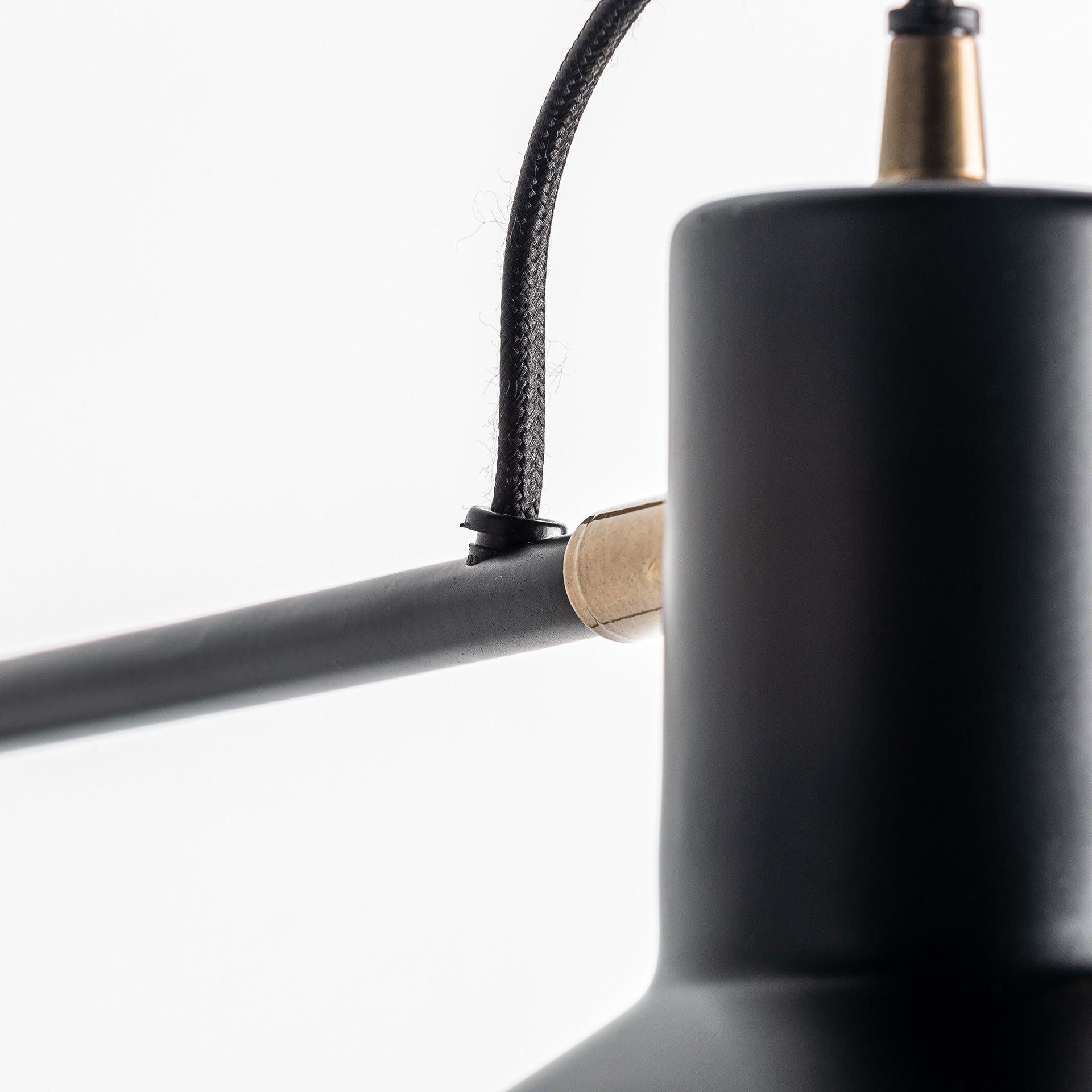 Svartmässing Wall Lamp