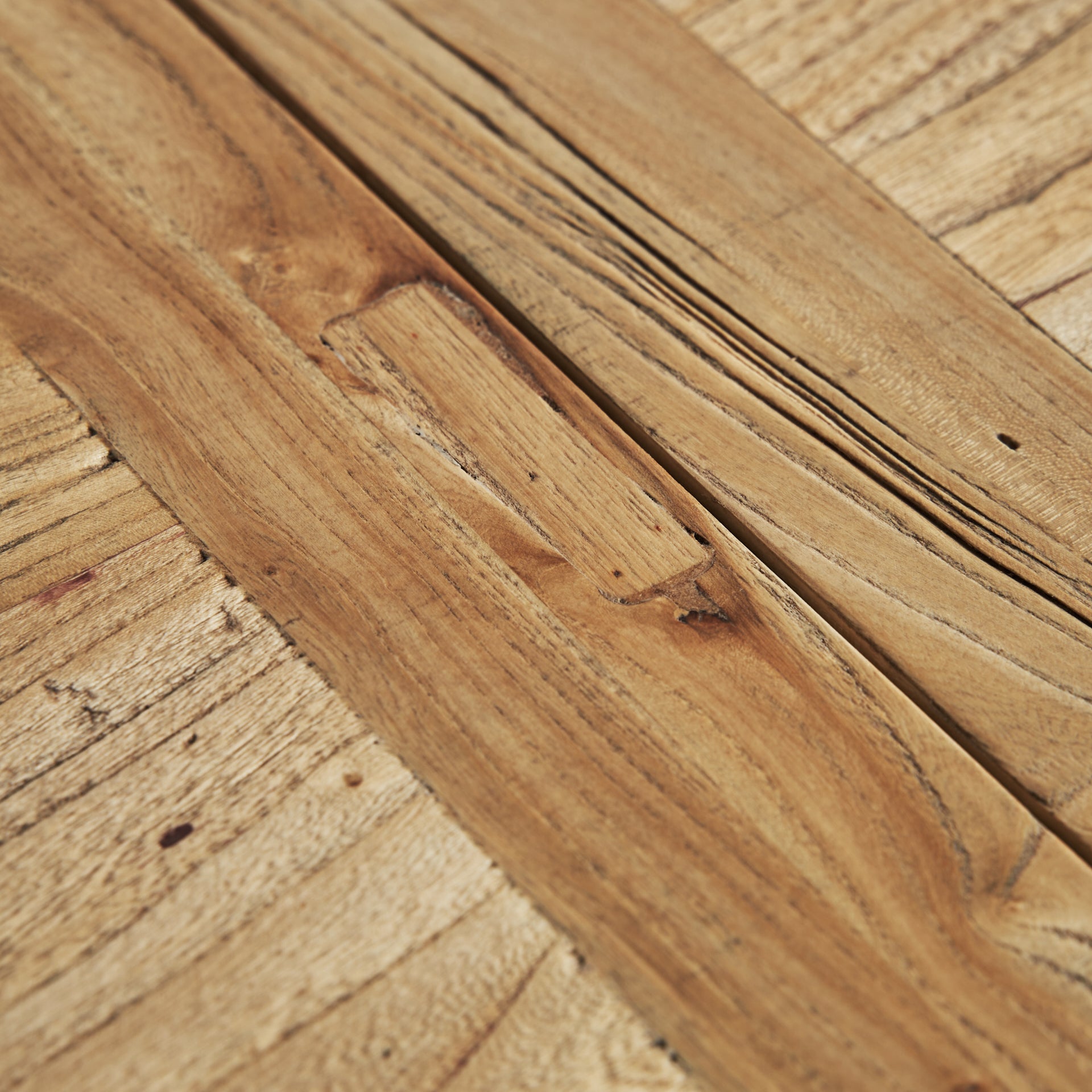 BERCA EXTENDING TABLE