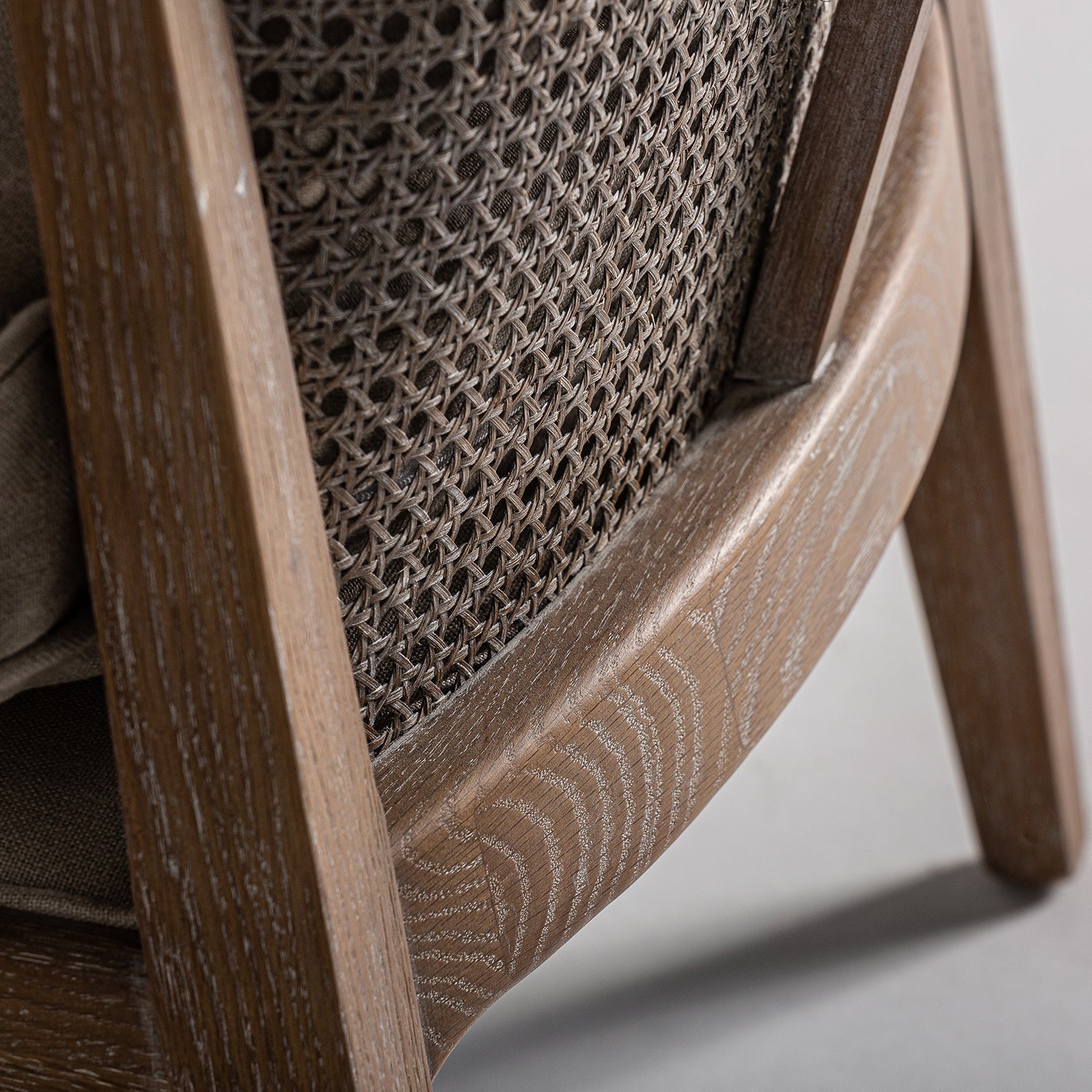 Gistel Colonial Armchair - Brown Ash Wood & Linen Detachable