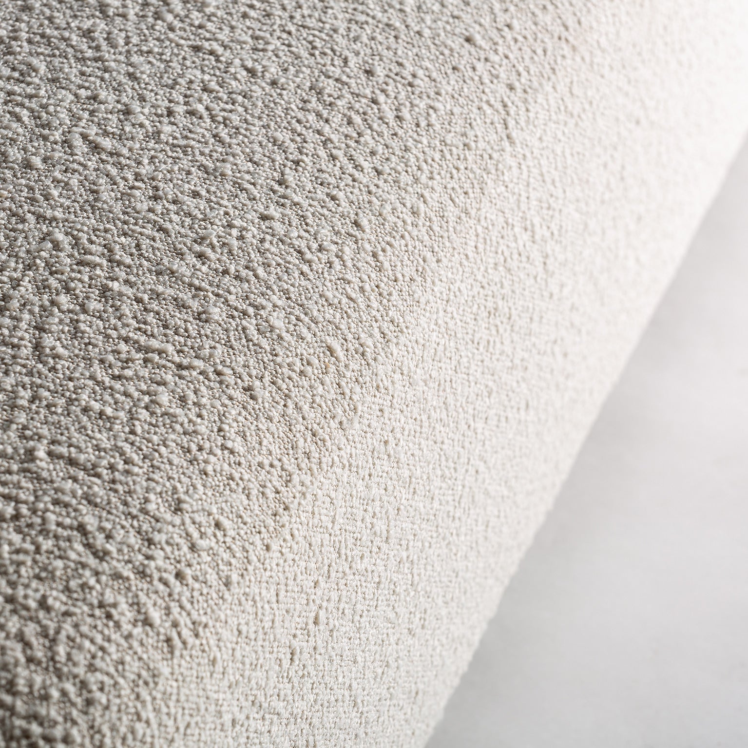 SCORZE BOUCLÉ ARMCHAIR