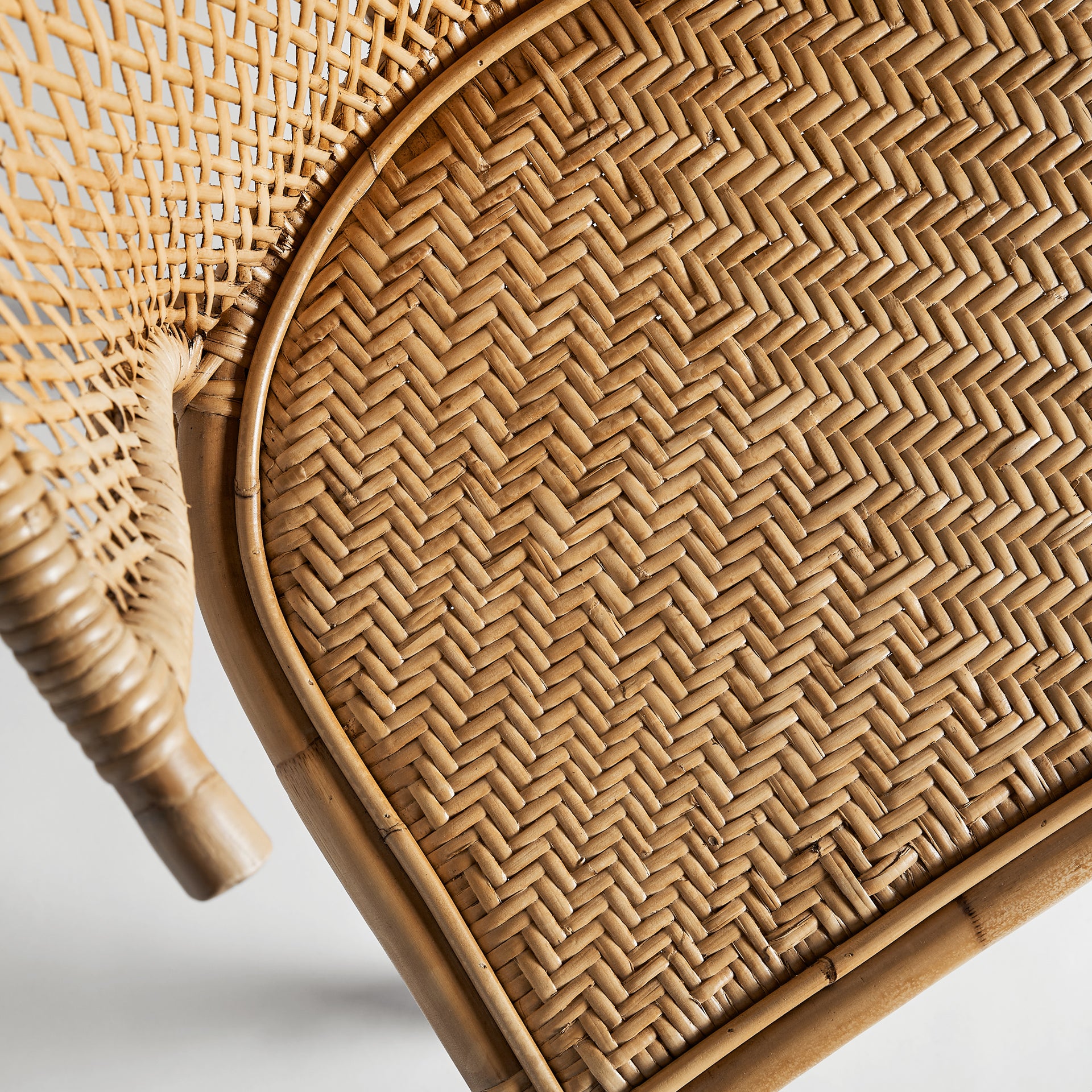 NALLES CHAIR