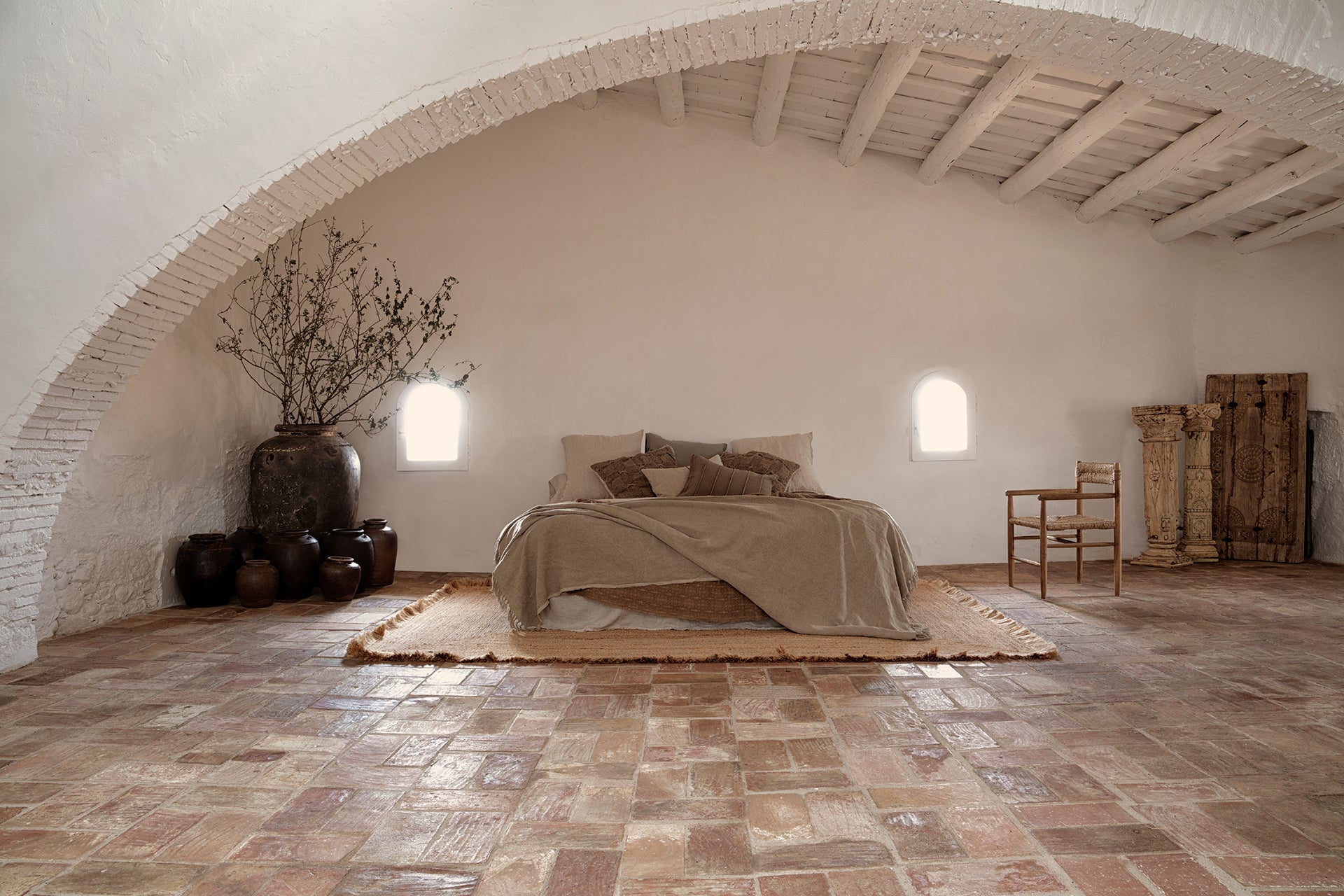 Manhula Teak Armchair – Colonial Style Natural Fiber Seating