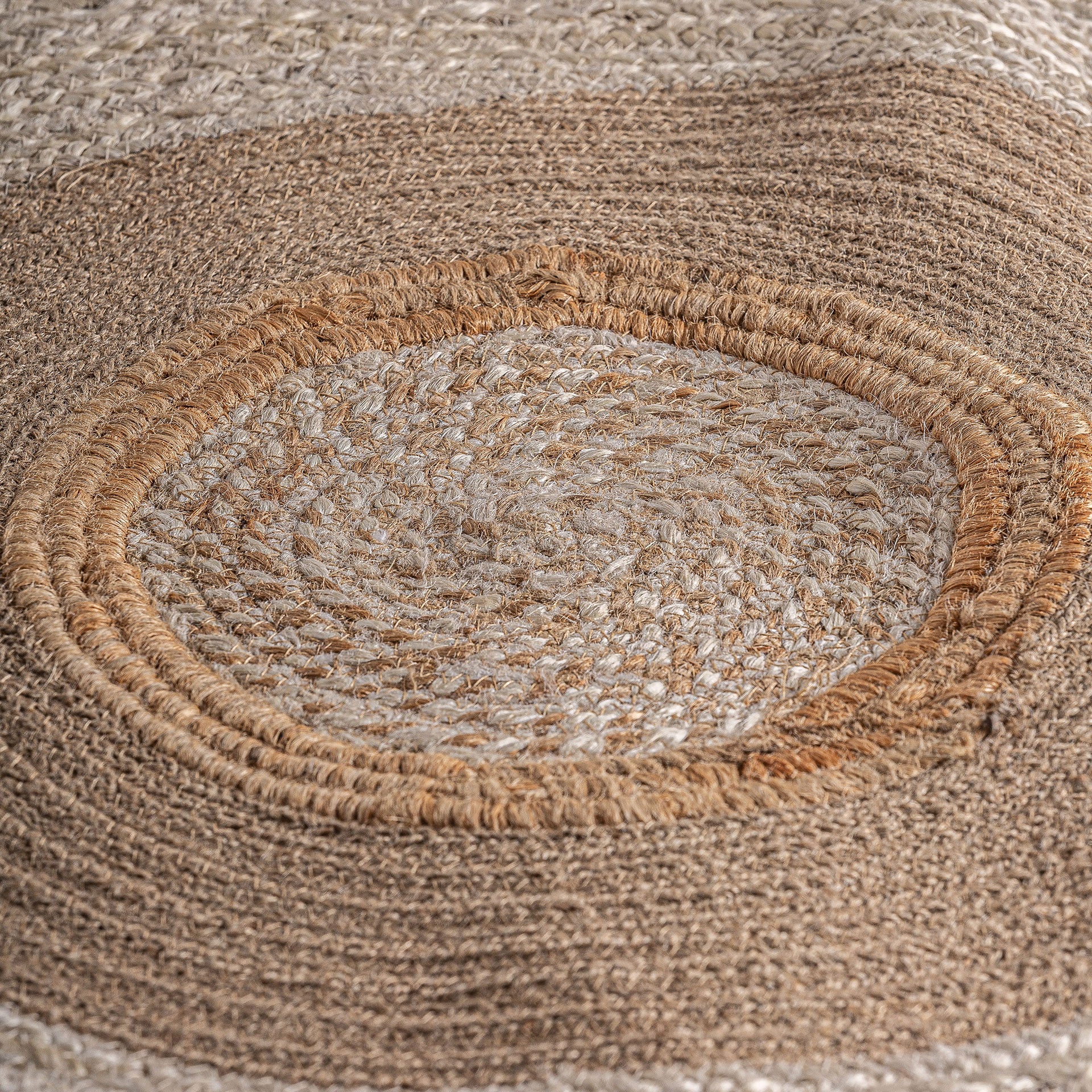 ELA CARPET
