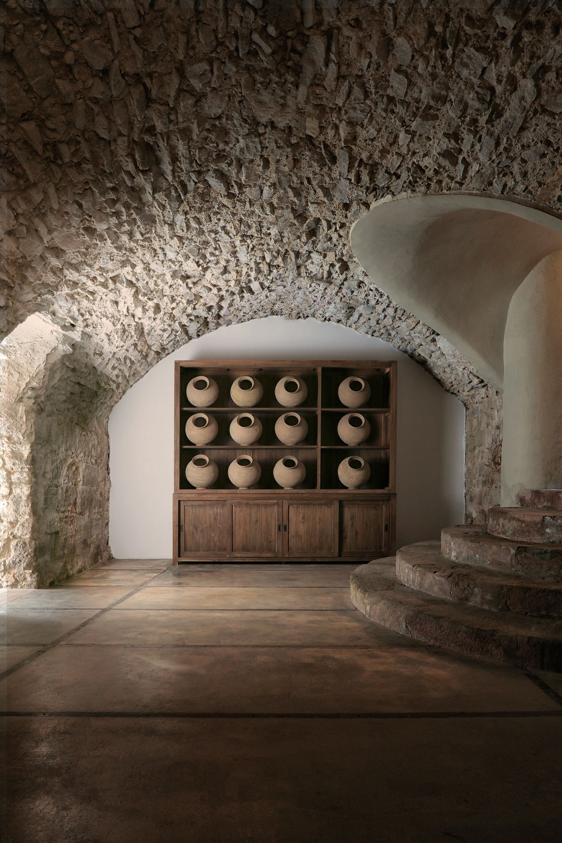 NYSTED GLASS CABINET