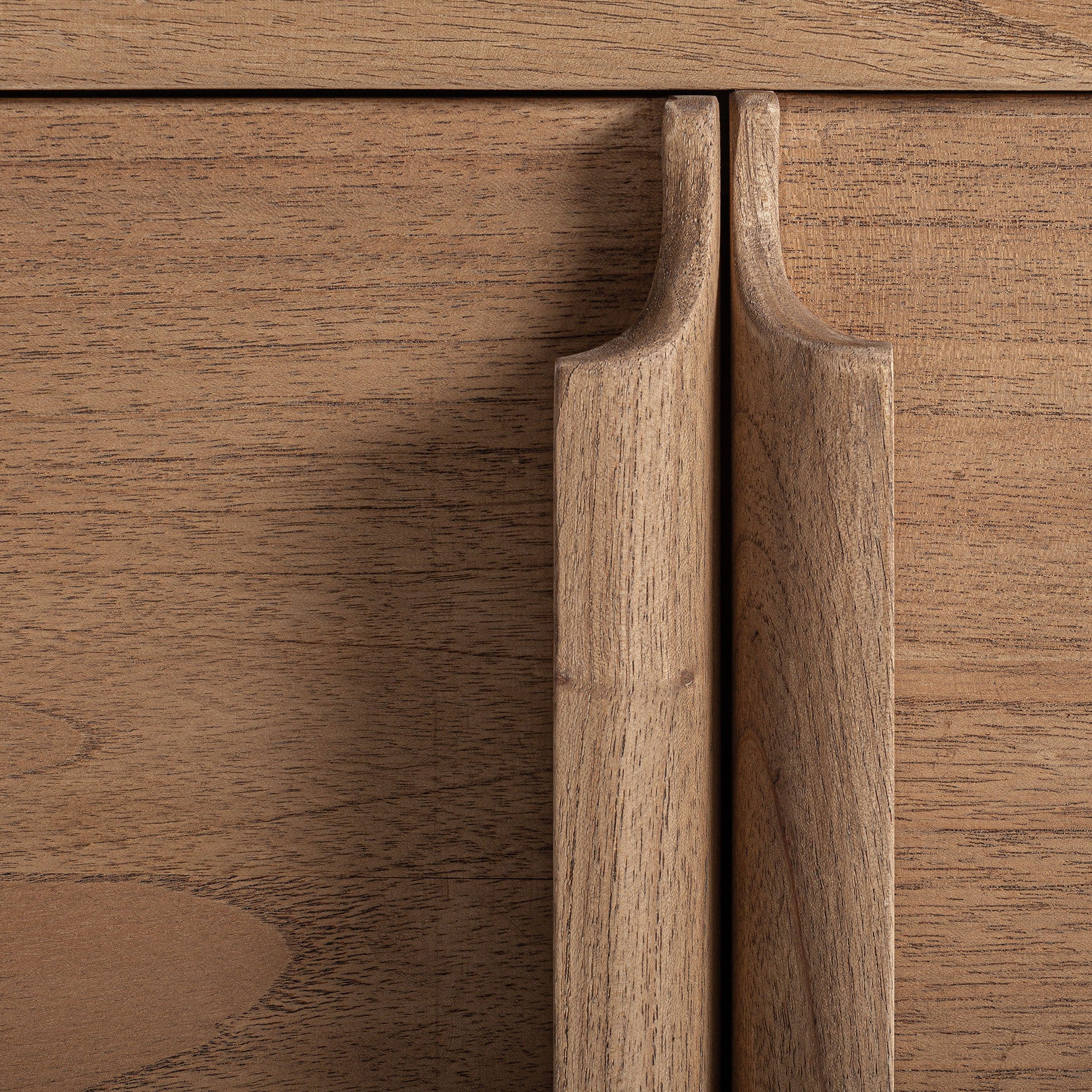 NYRY TV STAND