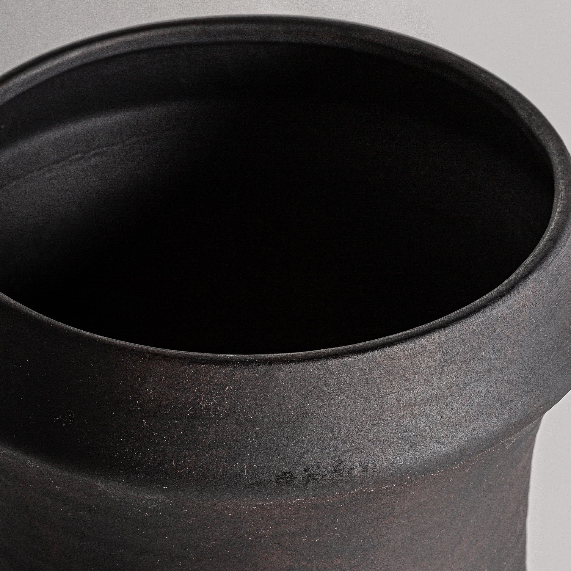 SVARTBLOM Ceramic Vase