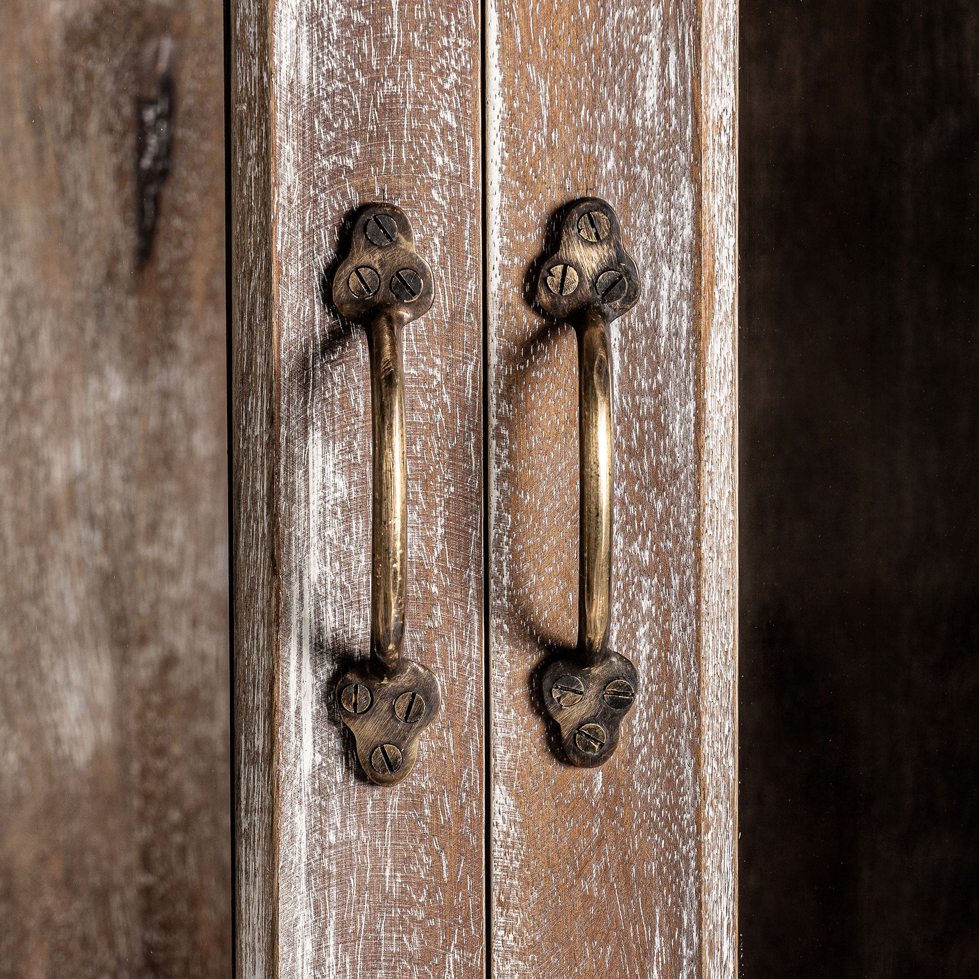 MALUNG GLASS CABINET