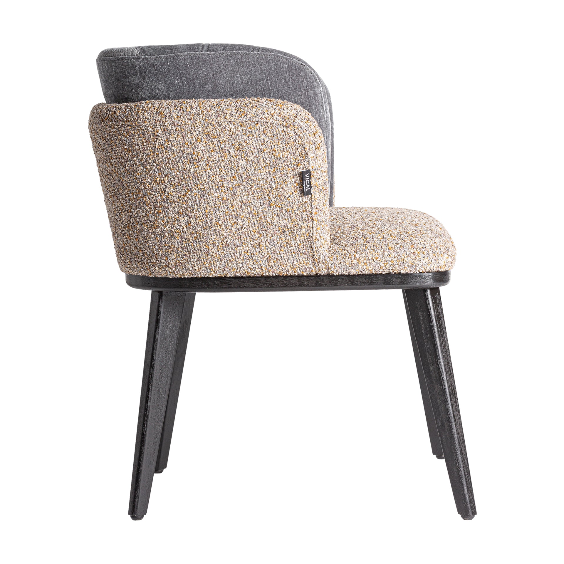MEDA Velvet Lounge Chair
