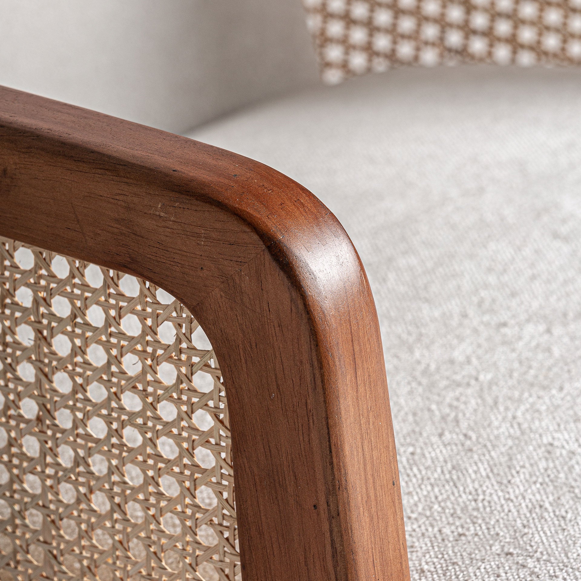 GITSBERG ARMCHAIR