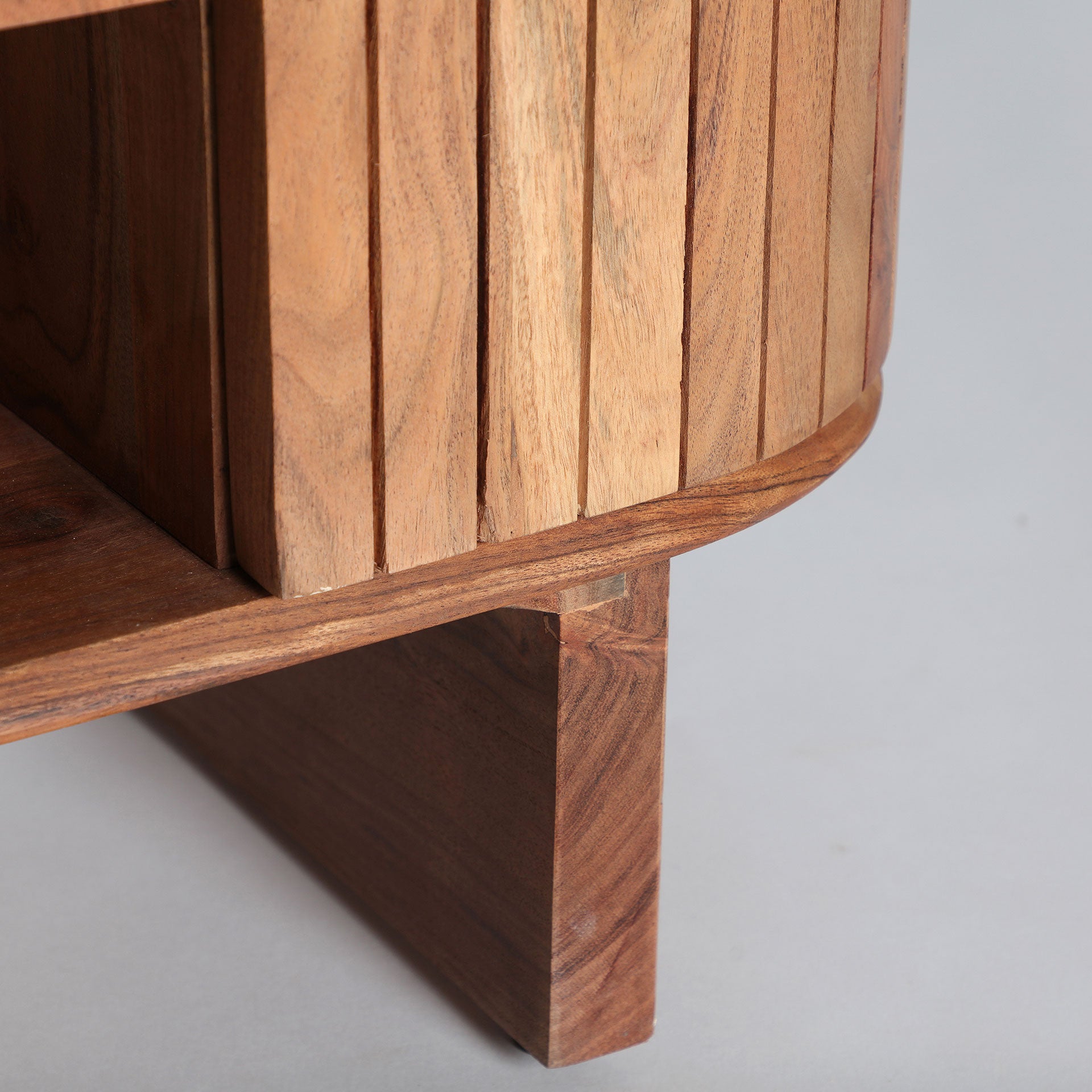 BLESLE BEDSIDE TABLE