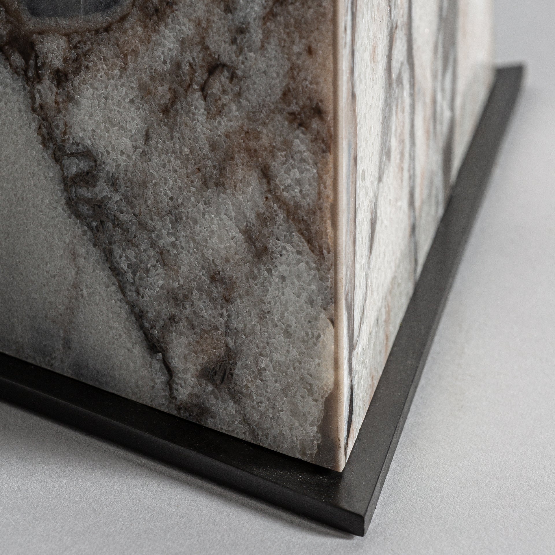 LJUSMARMOR Bordslampa