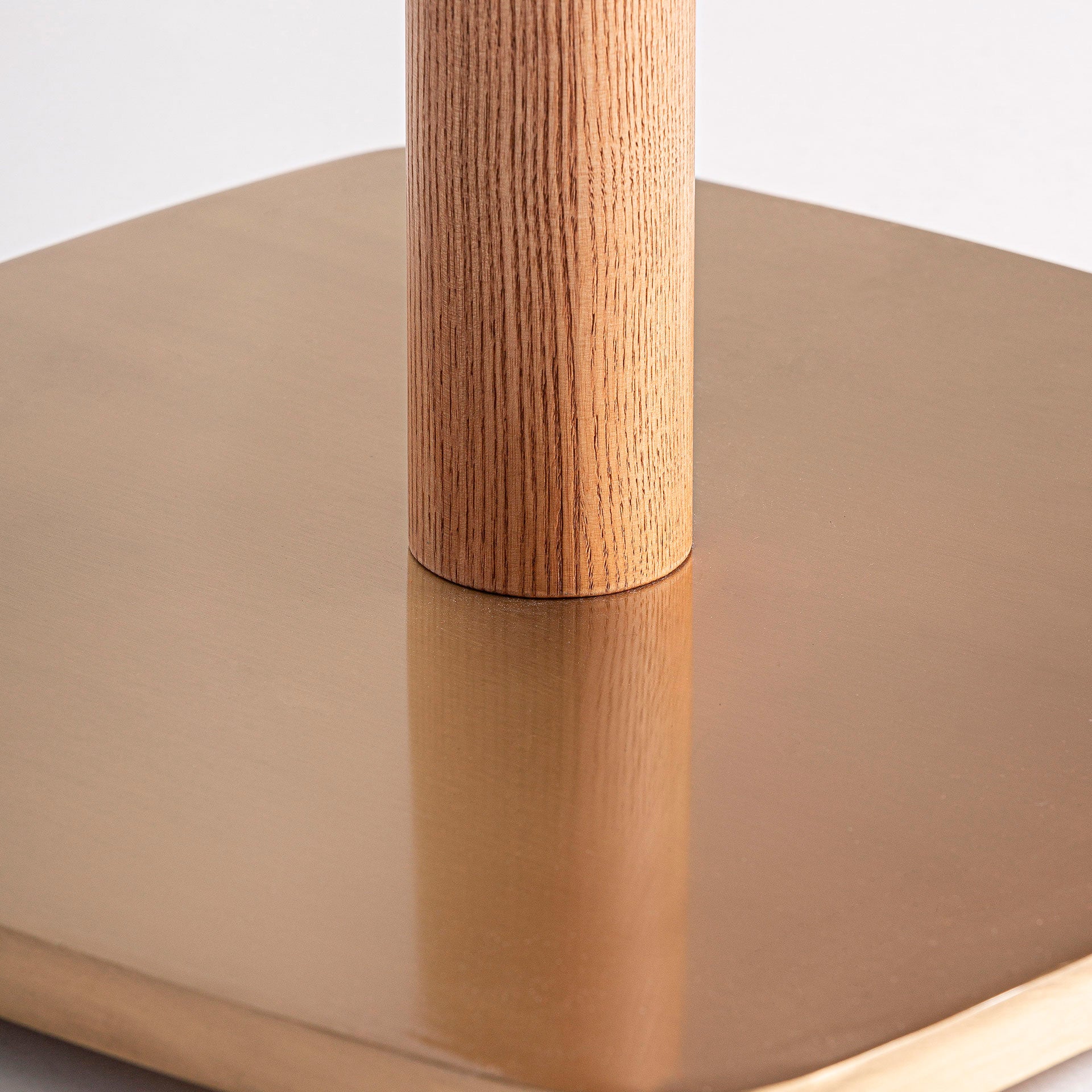 ALFERCE BAR TABLE