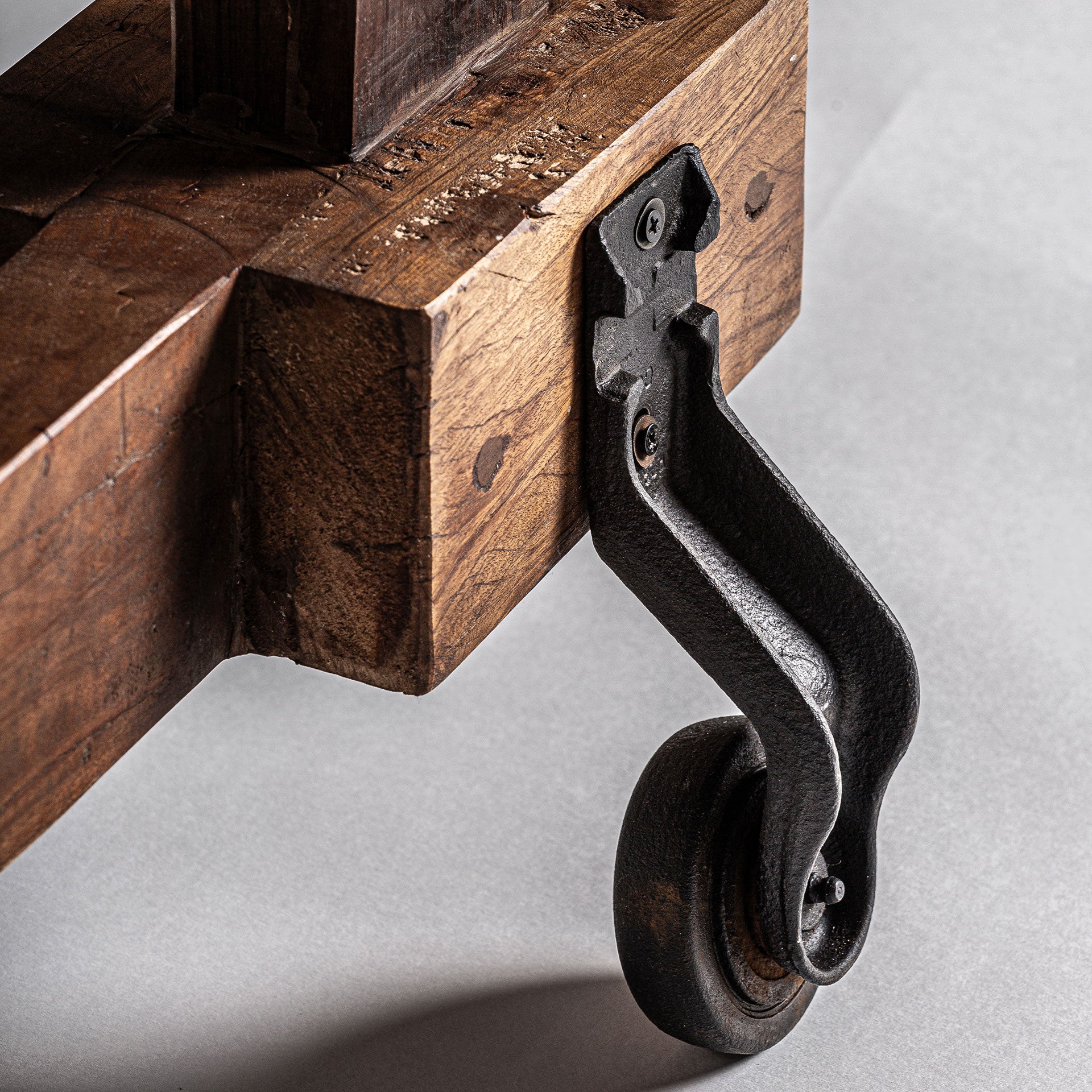 MASSIAC COAT RACK