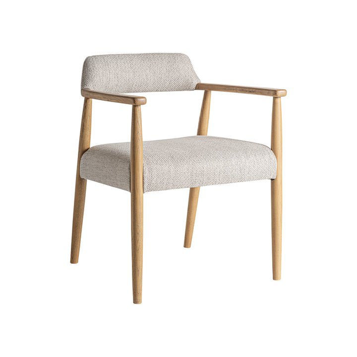 STAPLE CHAIR