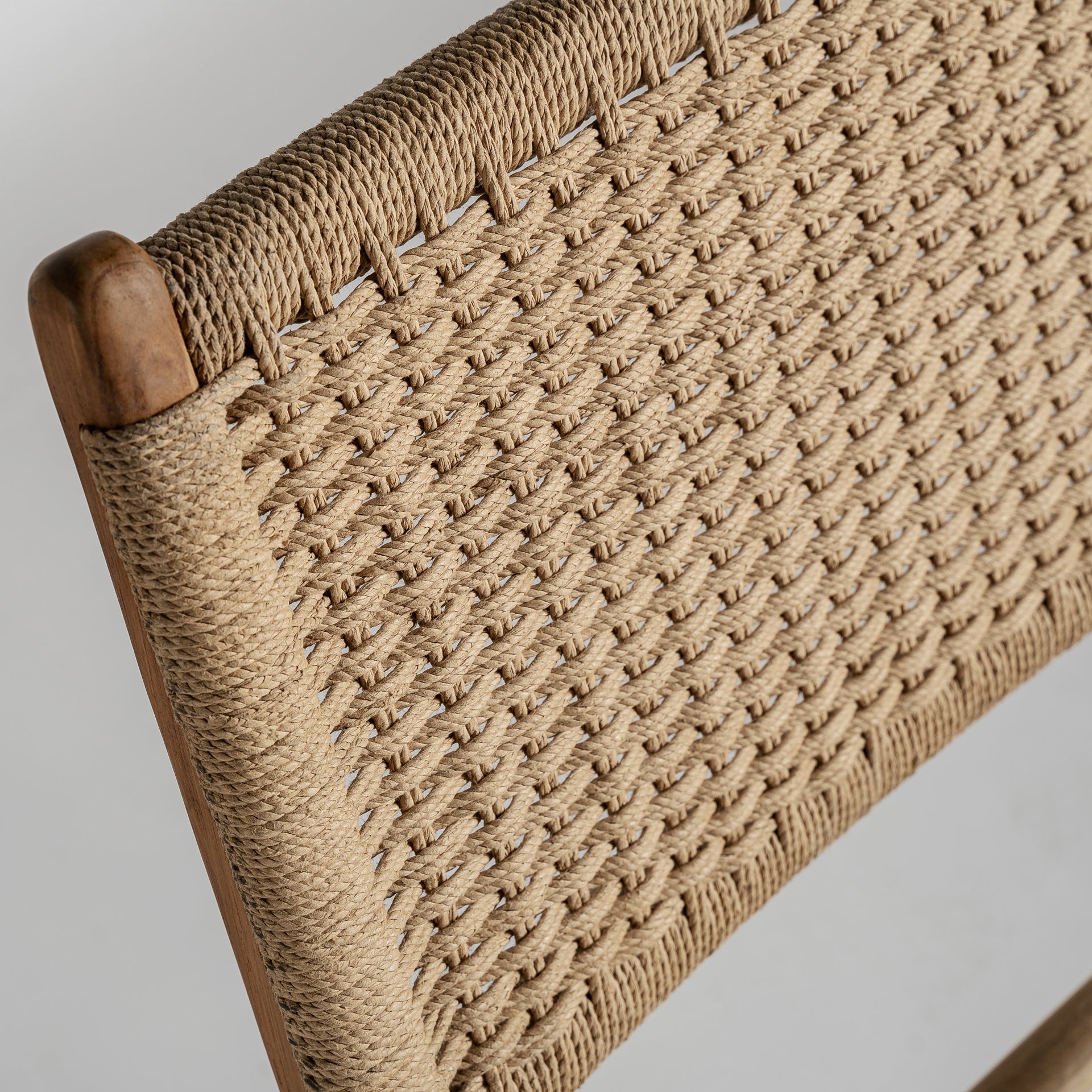 VADUZ Colonial Teak Chair - Natural Fiber Seat