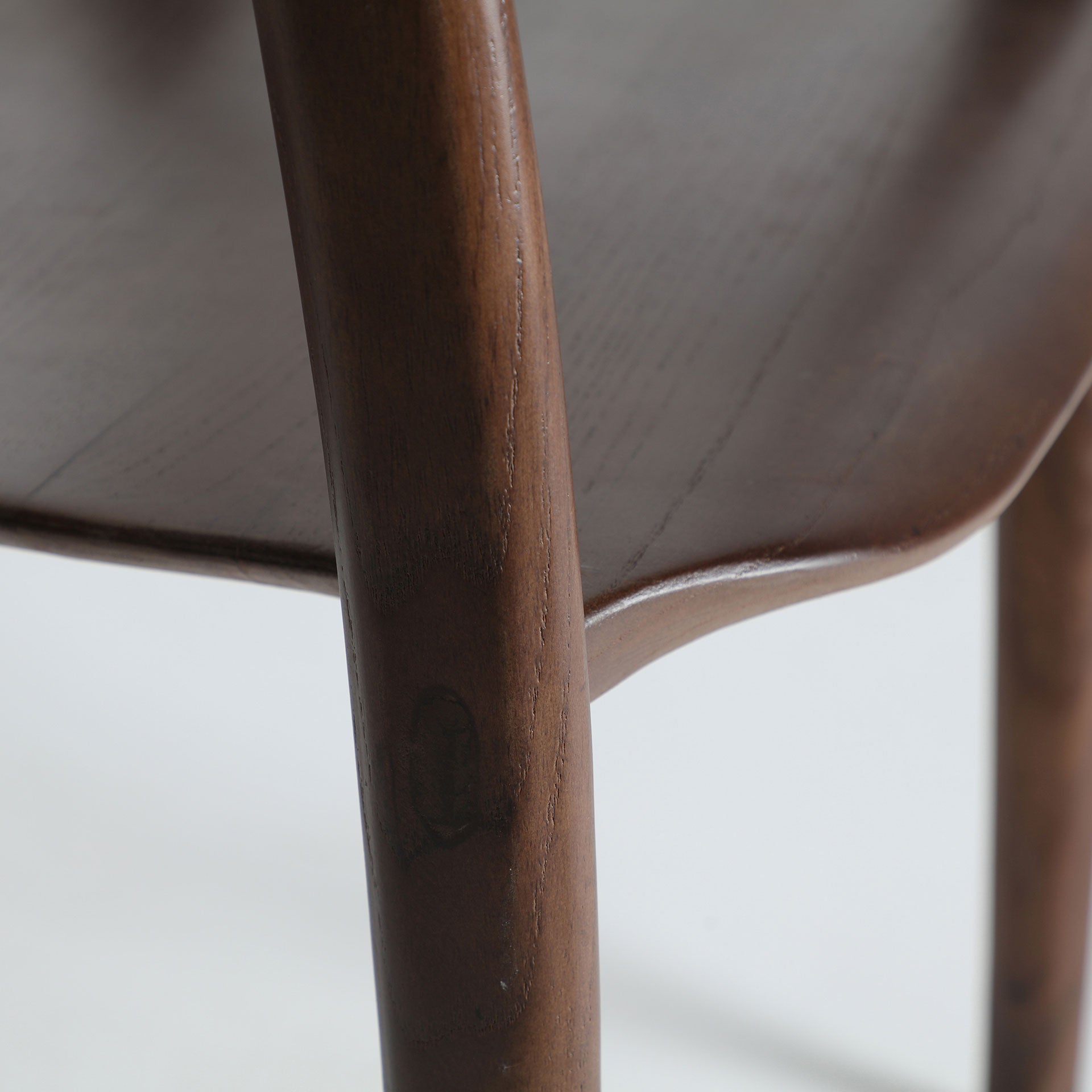 LABRIT CHAIR