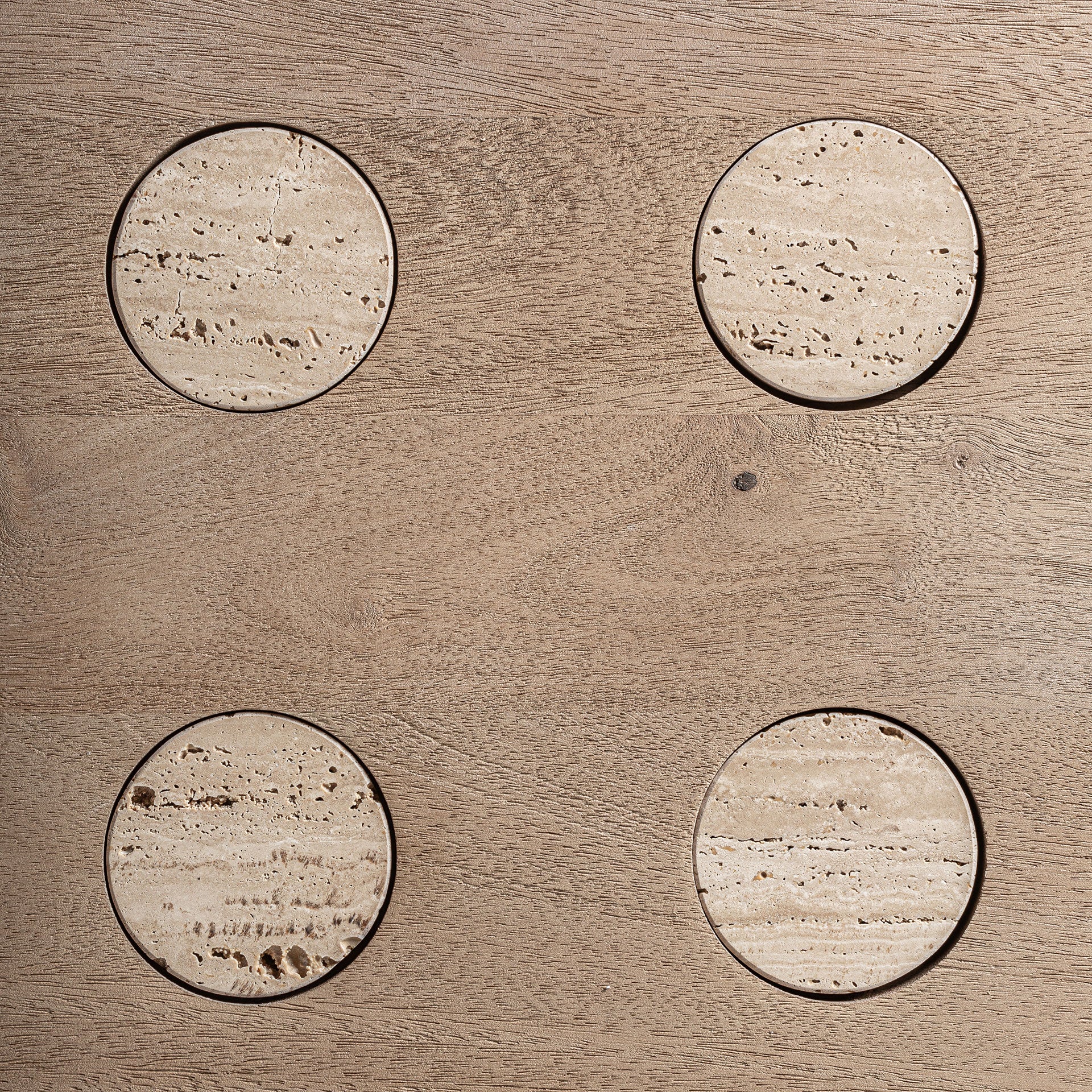 JACQUARD DINING TABLE