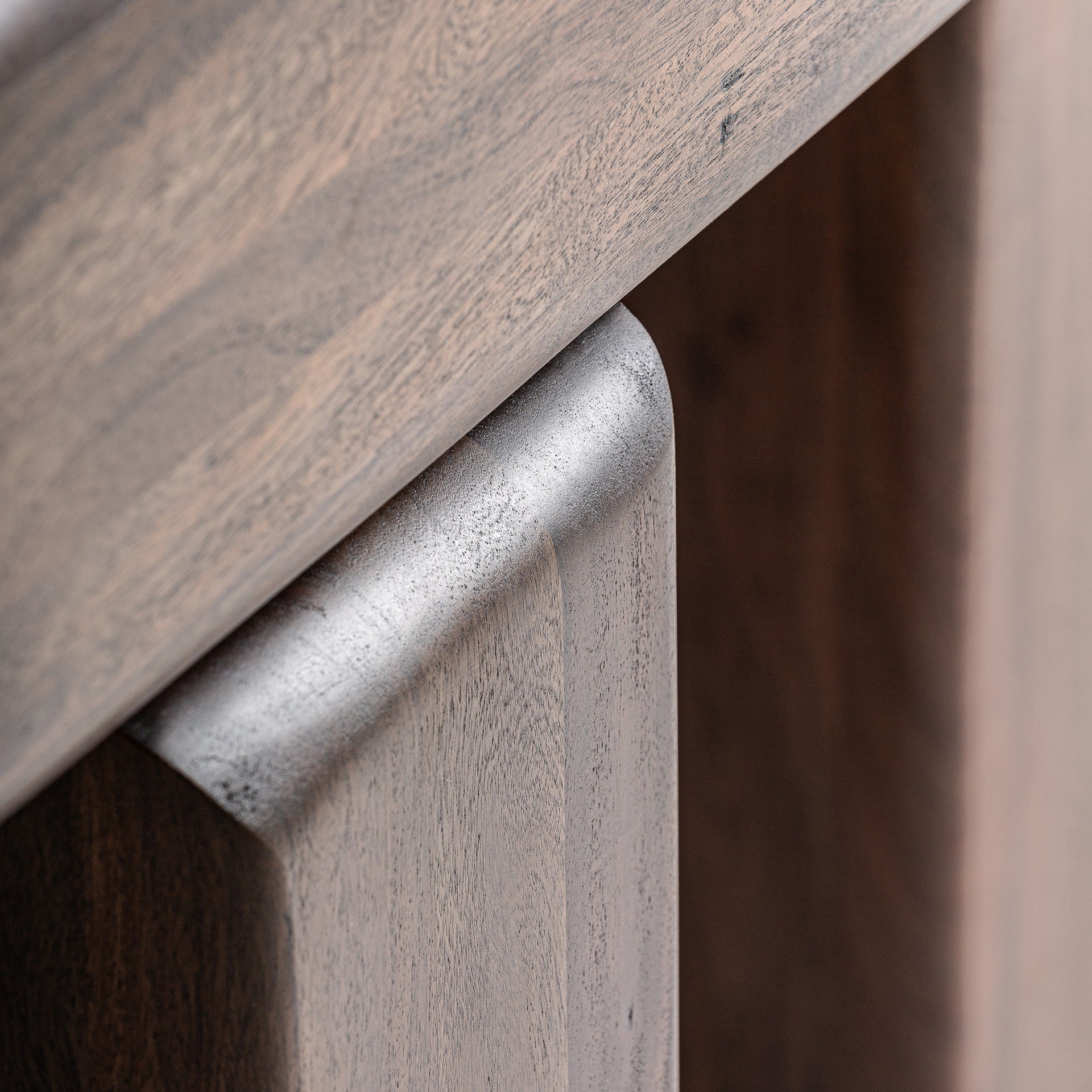 LOREUR CONSOLE TABLE