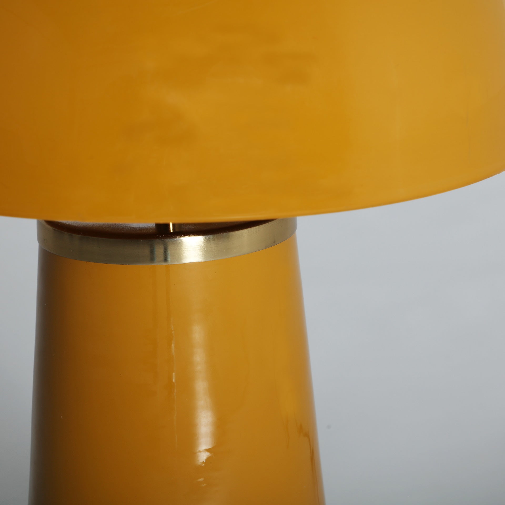 AROSA TABLE LAMP