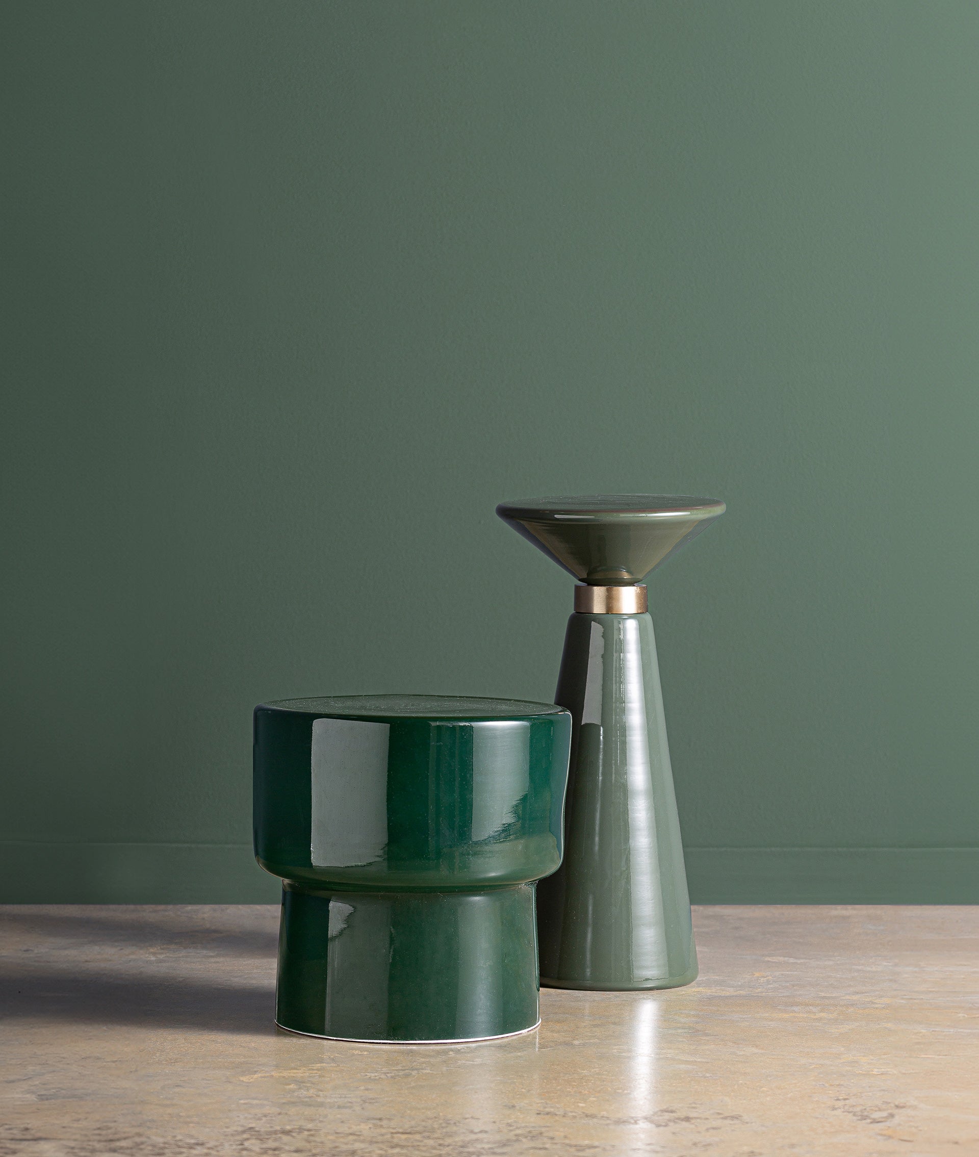 CASSIS SIDE TABLE