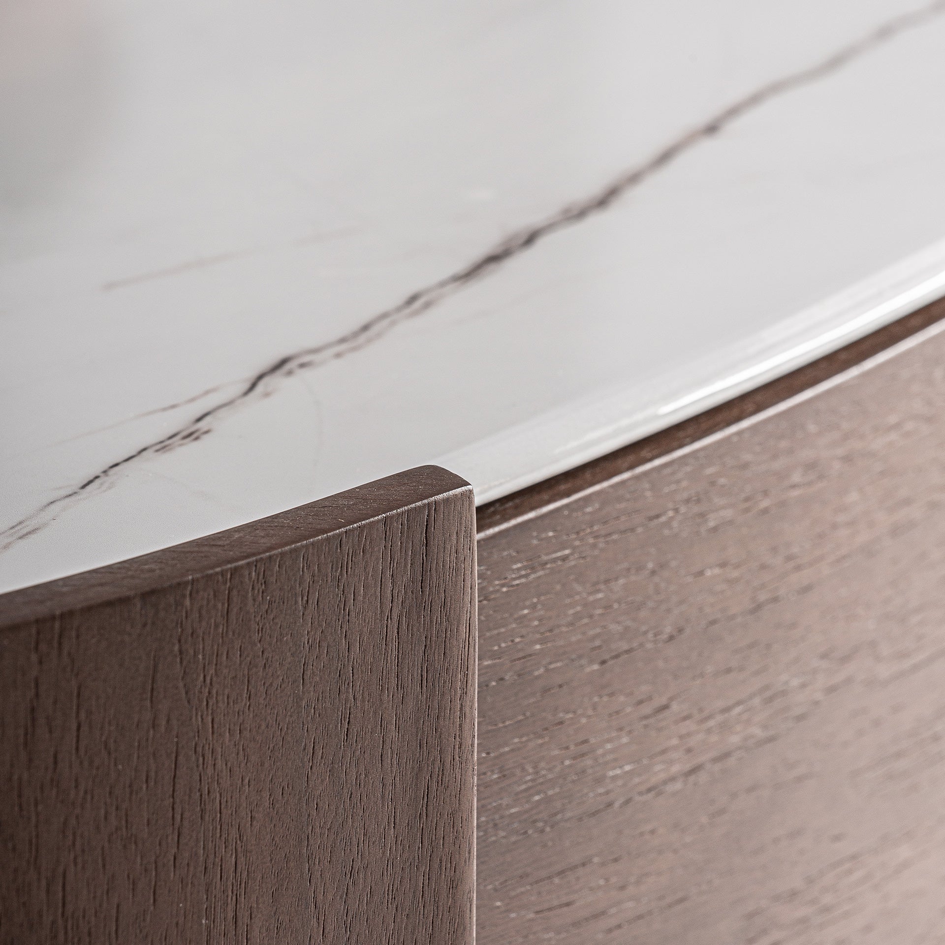 STUETTA CHEST OF DRAWERS