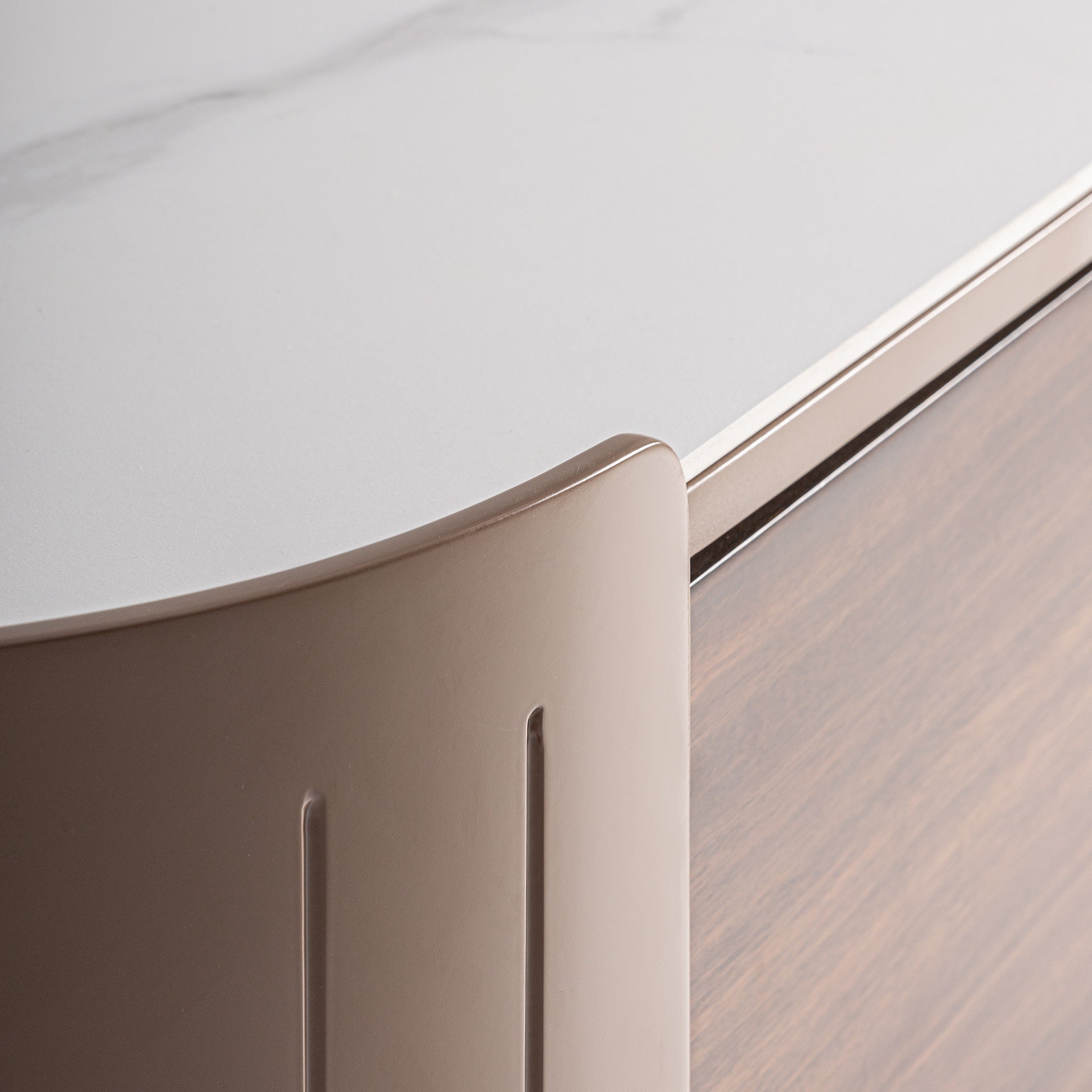 SOAZA CHEST OF DRAWERS