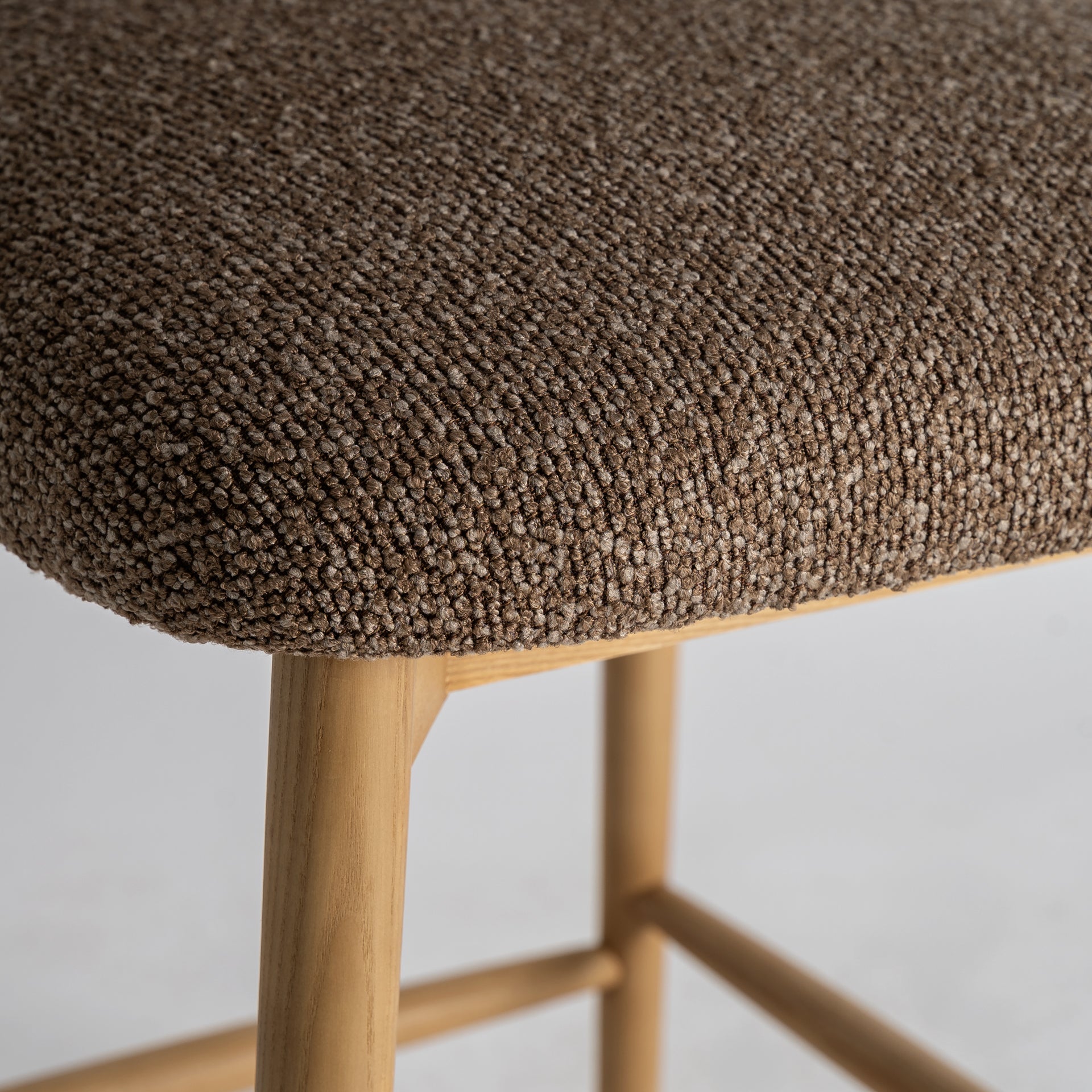 Pall Erlec Ash Wood Stool