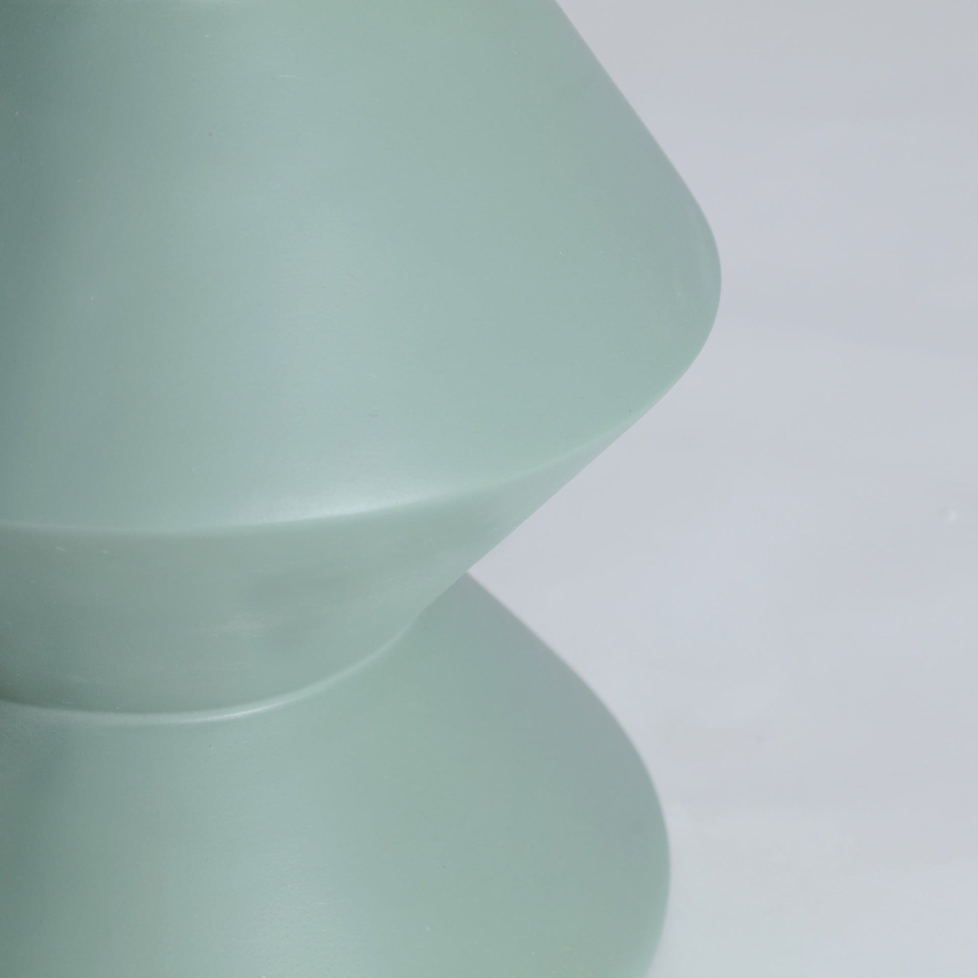 MELLE SIDE TABLE