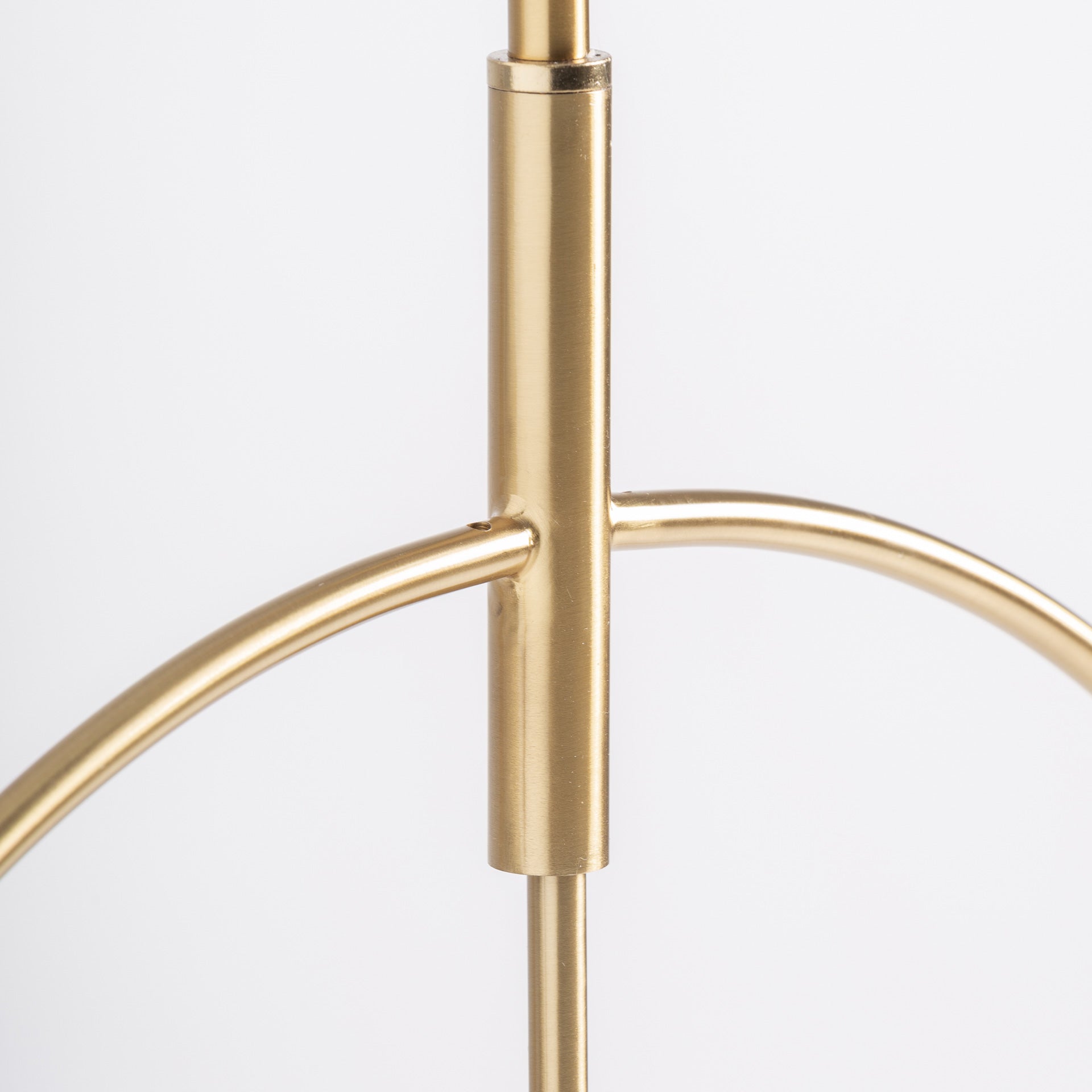 Kristall-Deckenleuchte in Elfenbein mit goldfarbenem Stahlfinish