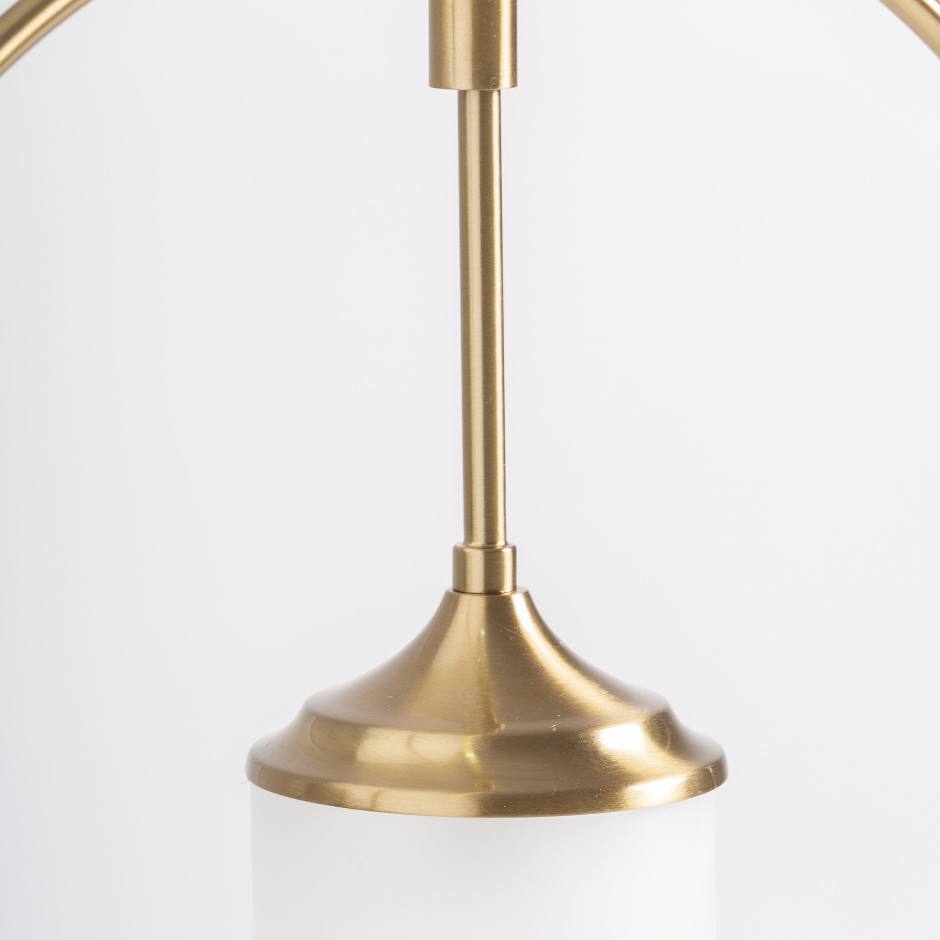 Kristall-Deckenleuchte in Elfenbein mit goldfarbenem Stahlfinish