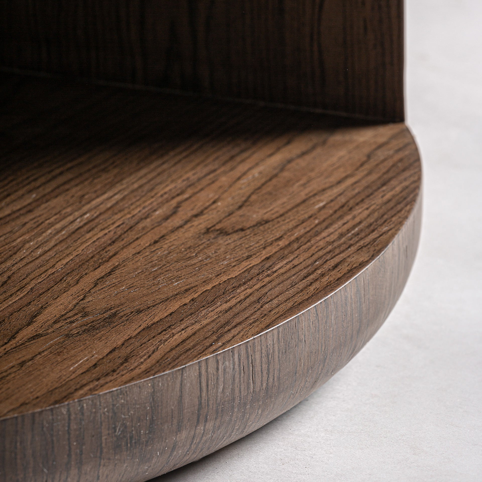 ARKO DINING TABLE
