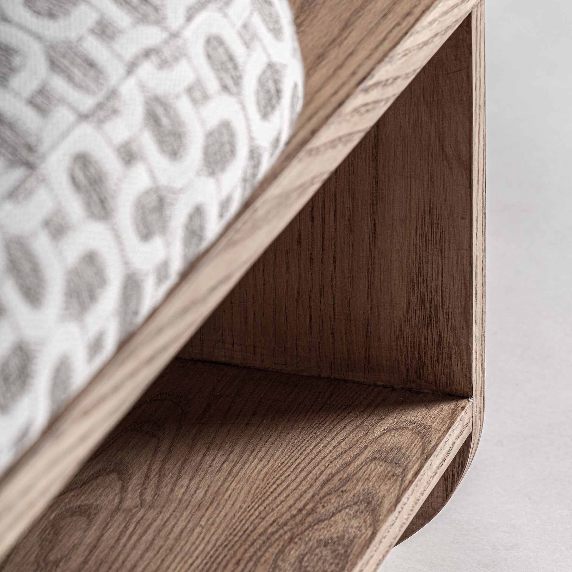 KALK BED FOOT STOOL