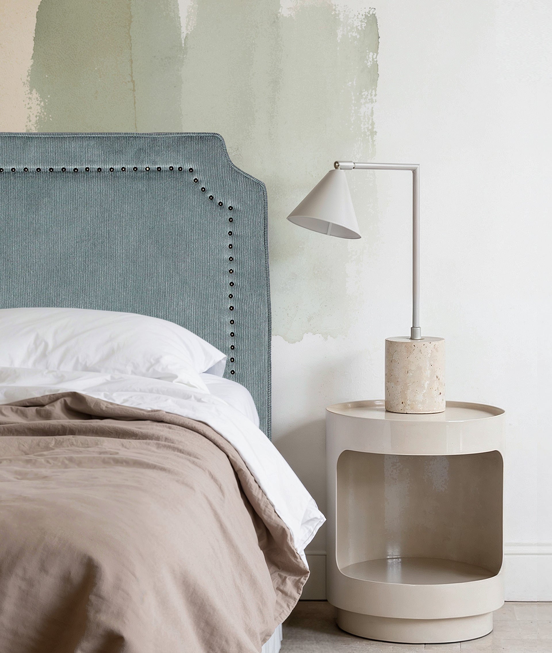 MIST BEDSIDE TABLE