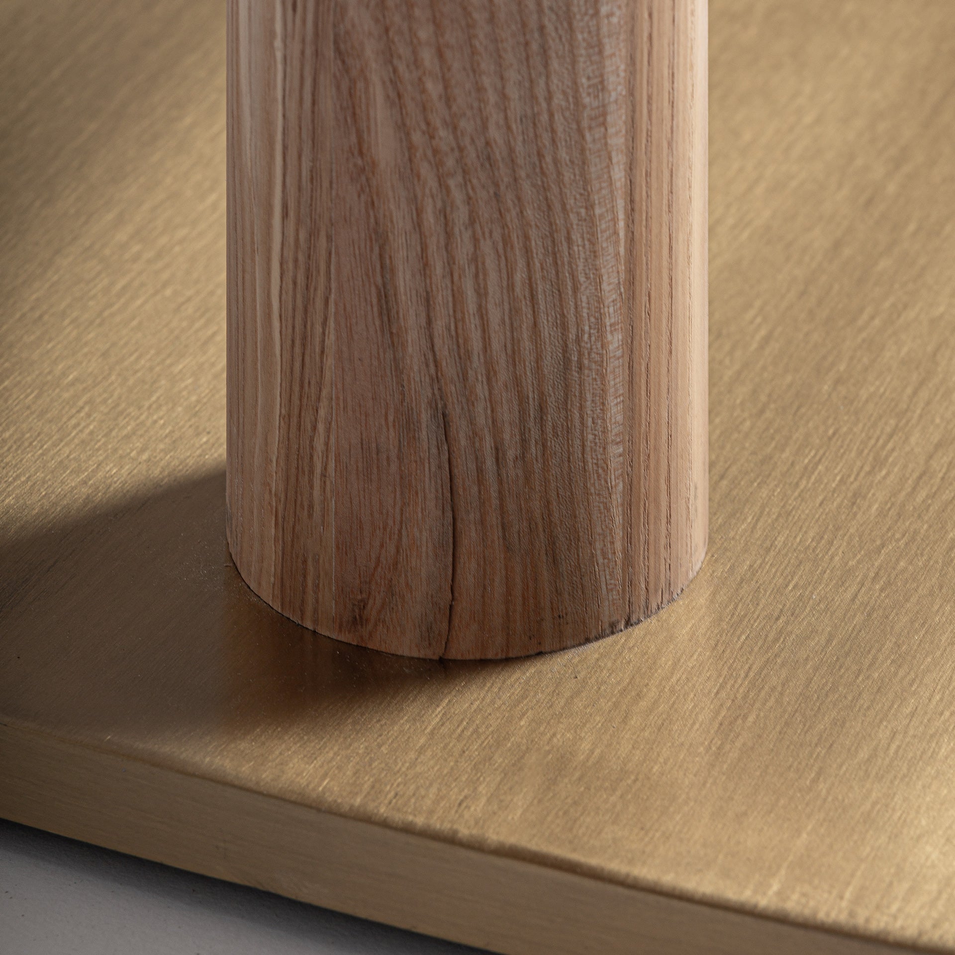 ALFERCE BAR TABLE
