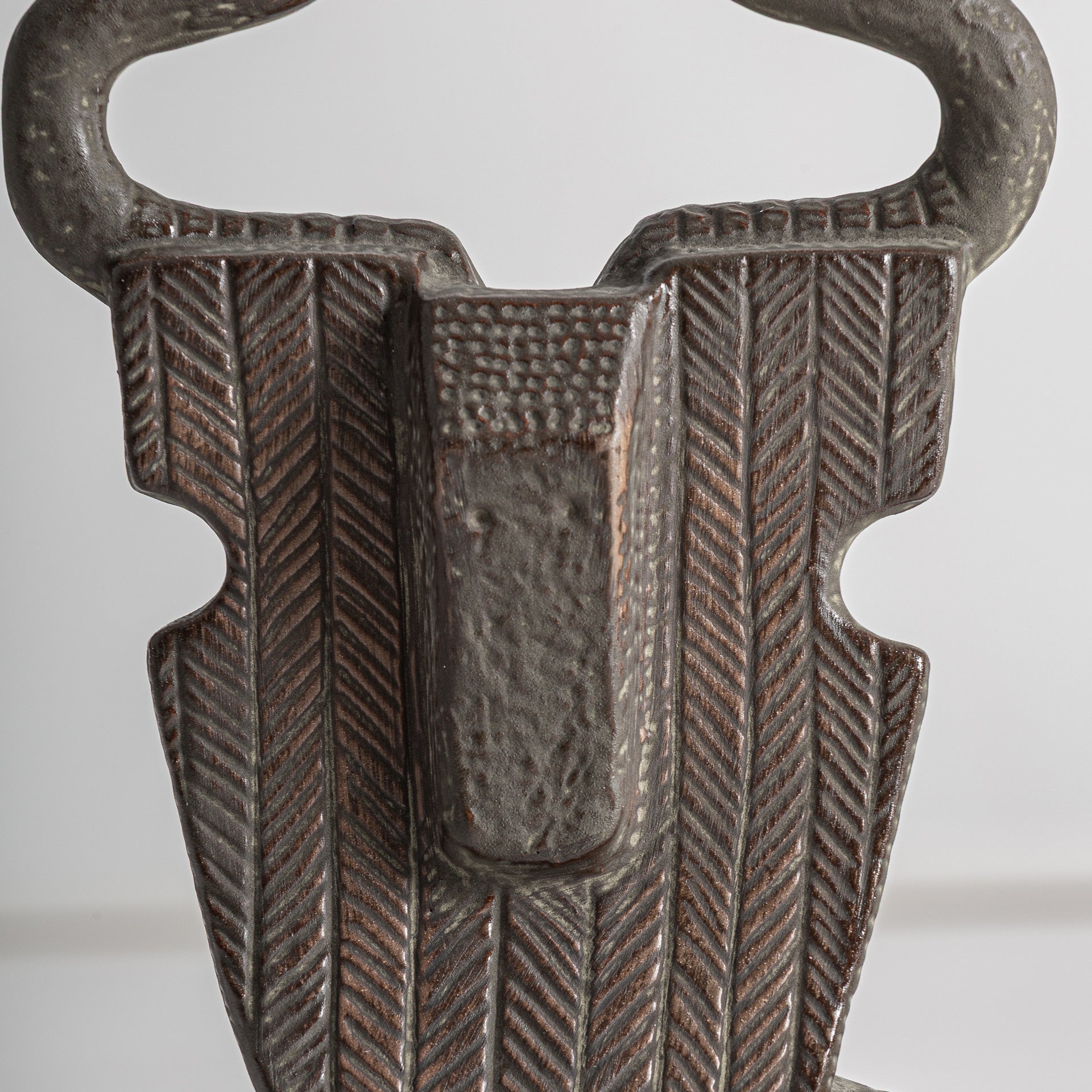 IZARO DECORATIVE FIGURE