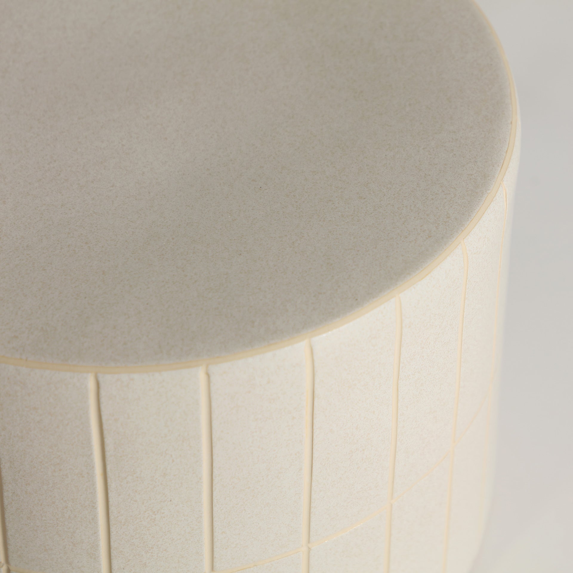 CHEWY SIDE TABLE