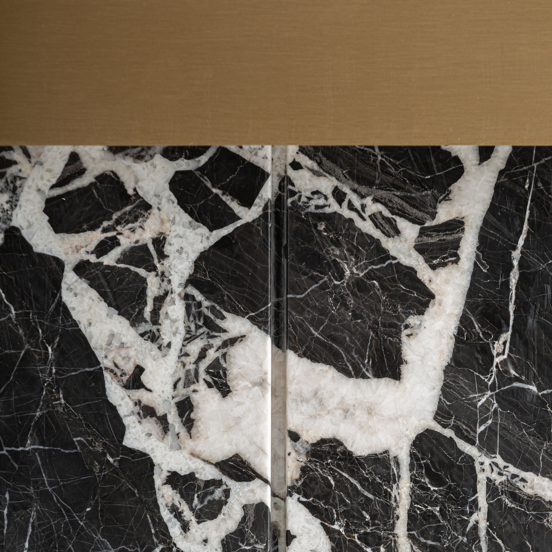 DASHA TABLE LAMP