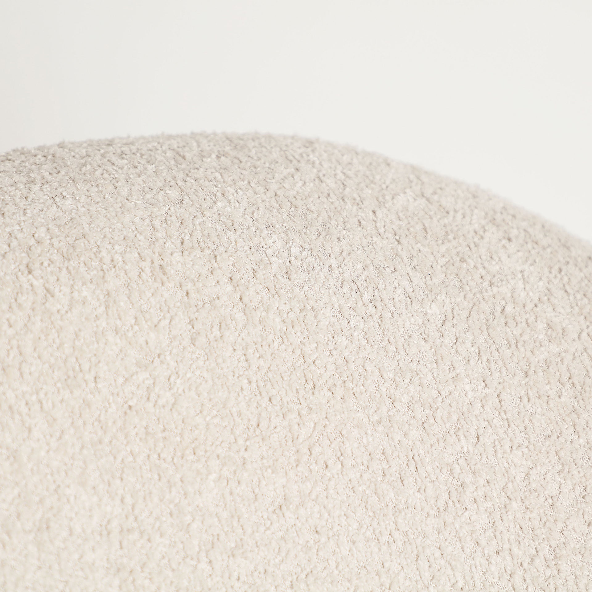 AYENT ROTATIVE ARMCHAIR